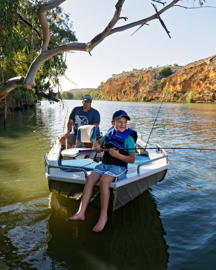 Life on the Water: Summer Series #5 - Tips ⚠️
Tip post: Pack more water than you think you&rsquo;ll need, plus extra sunscreen. Heat and wind on the water catch people out fast.
@bia__wa #perthboatshow #perthboating #perthlifestyle #perthboats #perth