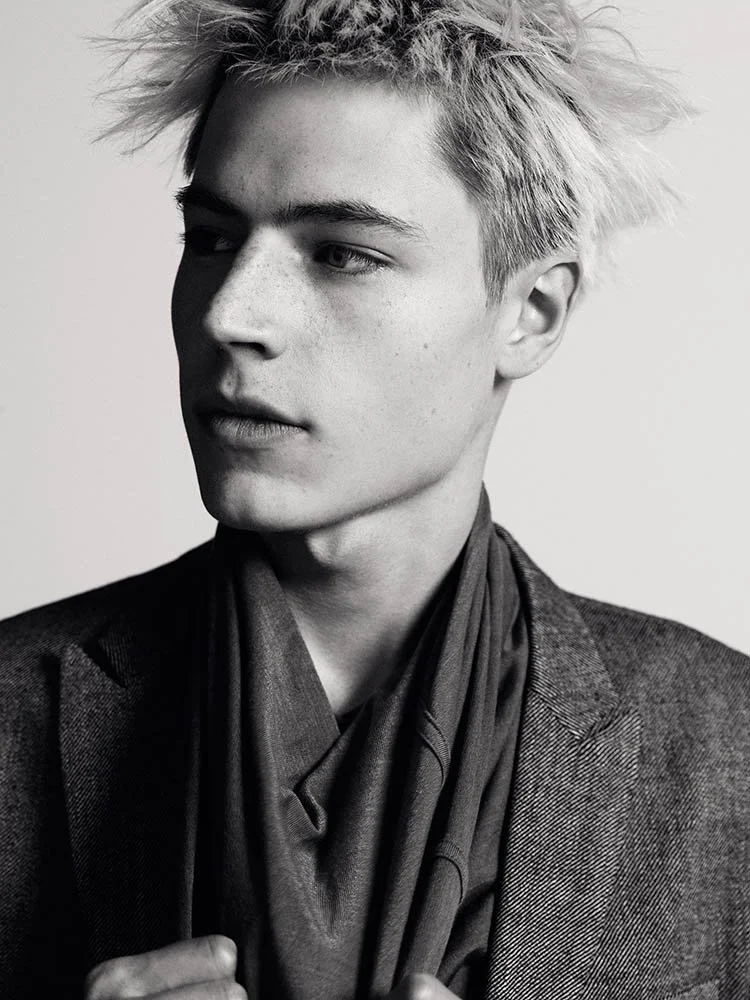 HenrikAdamsen_2pm_Jonas 122710.jpg