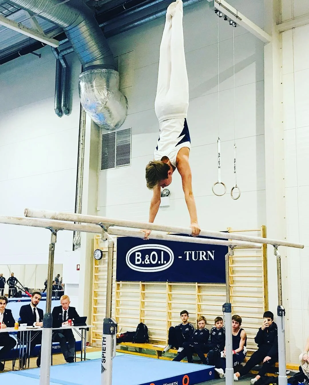 Appartturn gutt 9 år +