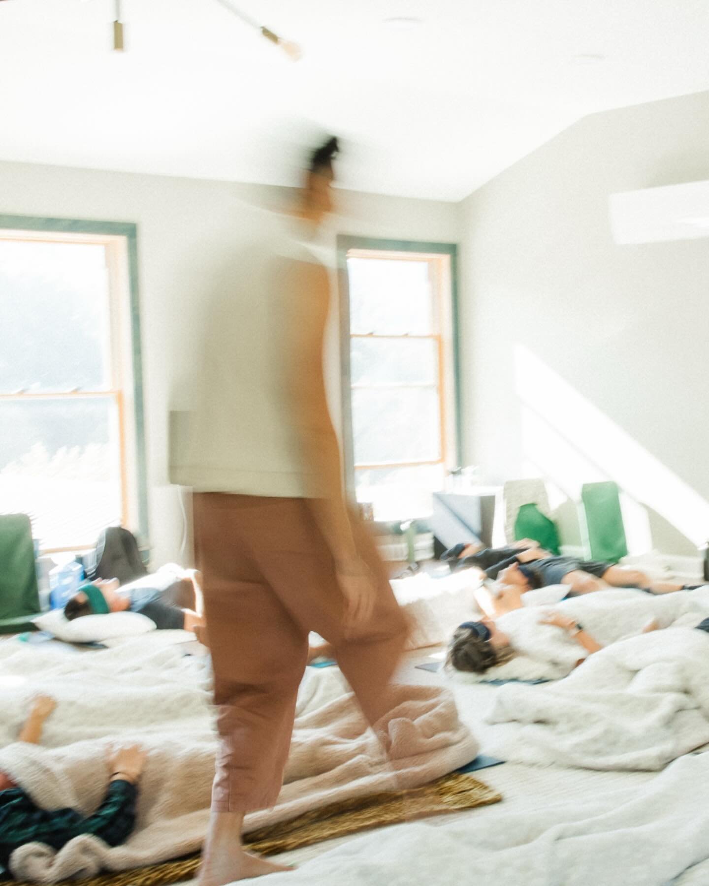 I often struggle to explain breathwork to people. It&rsquo;s a &ldquo;just come experience it!&rdquo; thing for me. 

My co-teacher, @allymaz, often nails it with the words:

&ldquo;Active Breathwork has the power to release stuck emotion, soften the