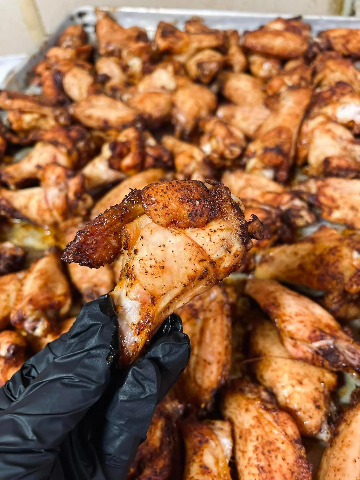 Straight from the smoker 🍗
Our famous smoked wings are seasoned just right and cooked low and slow until tender and flavorful.
Perfect on their own or dipped in Route 60 sauce.

#BBQ60  #SmokedWings  #Route60BBQ  #TexasStyleBBQ  #SouthernEats  #Food