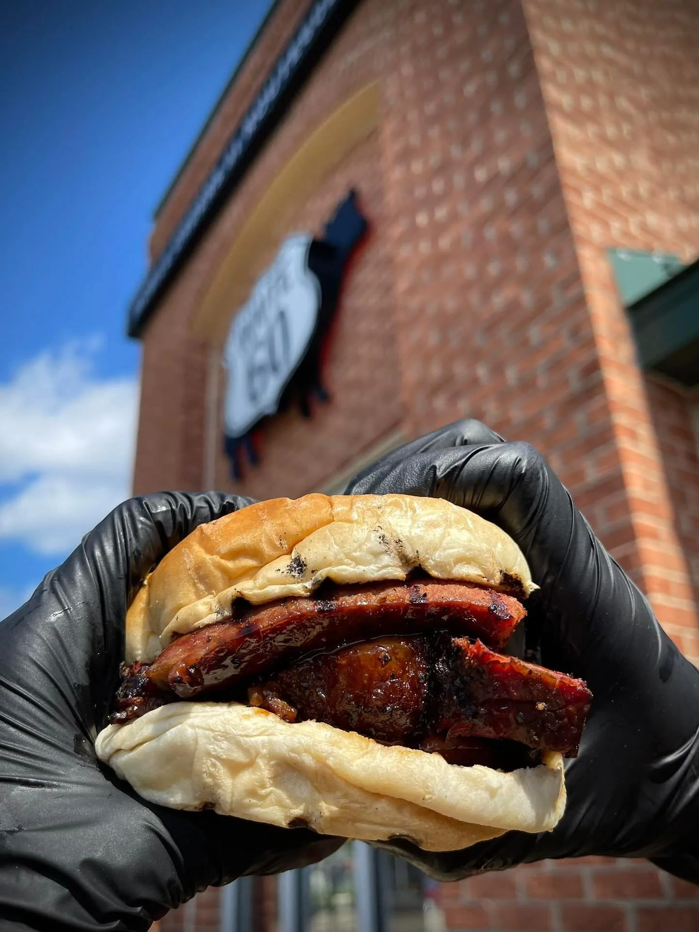 The kind of sandwich worth holding up to the sky 🔥
Brisket. Sausage. Smoke. Sauce.
All stacked high and made the Route 60 way

#BBQ60  #Route60BBQ  #BrisketSandwich  #SmokedMeat  #TexasStyleBBQ  #WilliamsburgEats  #ComfortFood  #BBQLovers  #FoodieFa