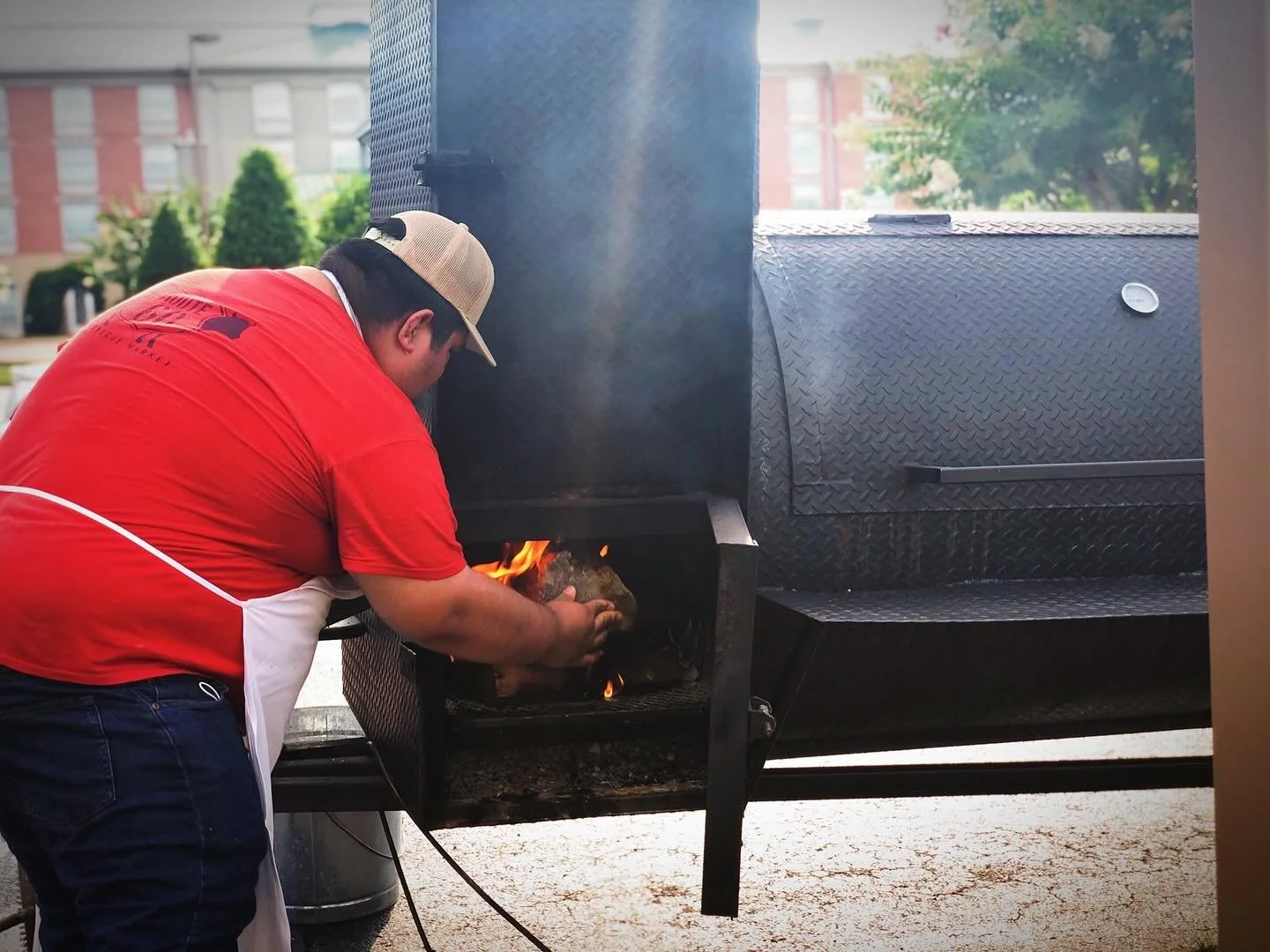 It all starts here 🔥
Real wood, real smoke, and hours of patience go into every plate we serve
That&rsquo;s the Route 60 way

#BBQ60  #Route60BBQ  #LowAndSlow  #HickorySmoked  #TexasStyleBBQ  #SouthernEats  #BBQLife  #WilliamsburgEats  #BBQLovers