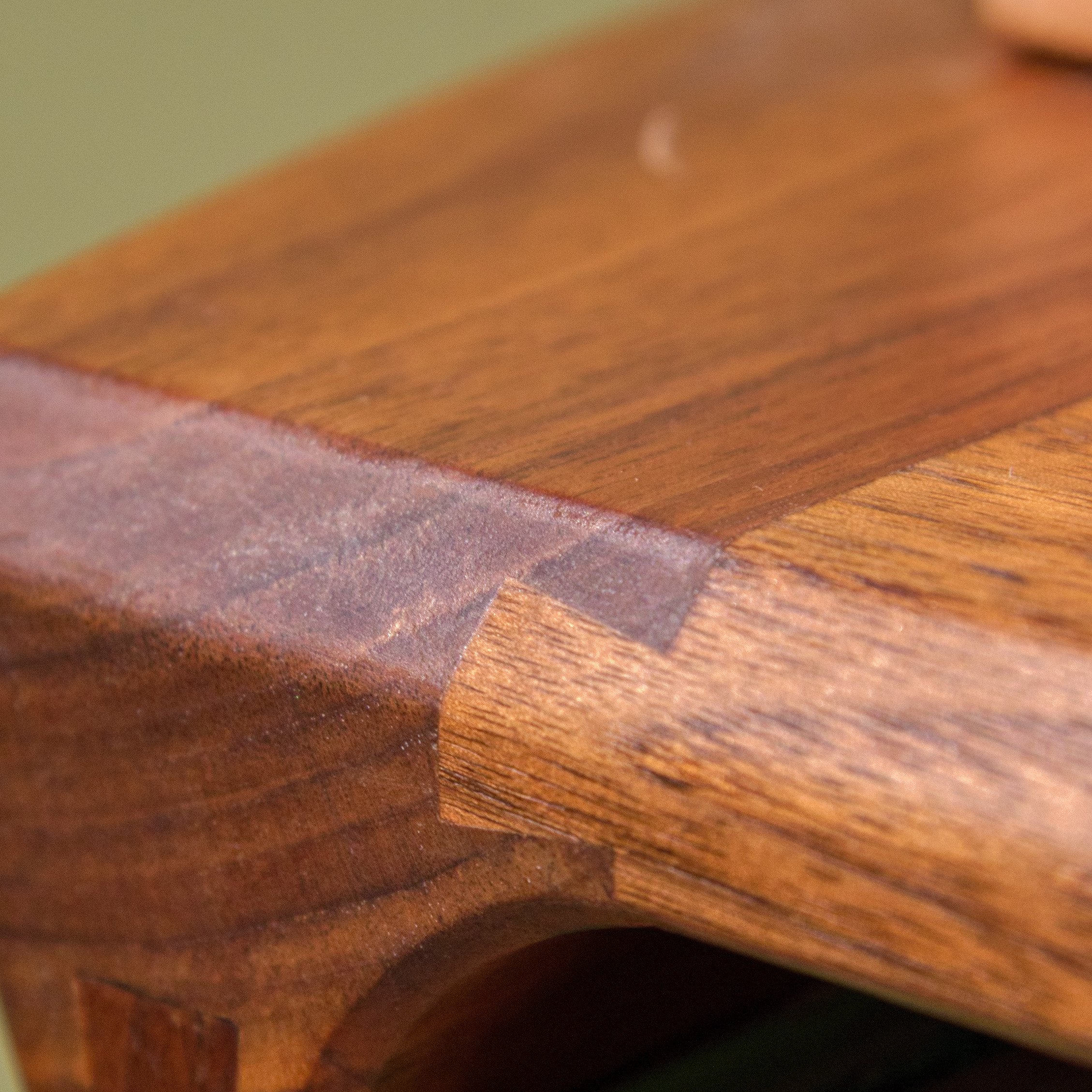 Sliding dovetail joint