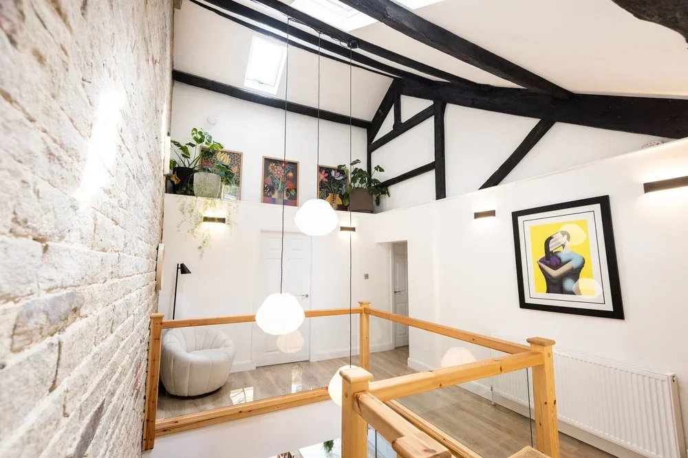 accoutre_wagonshed_holidaylet_yorkshire_airbnb-3.JPG.webp