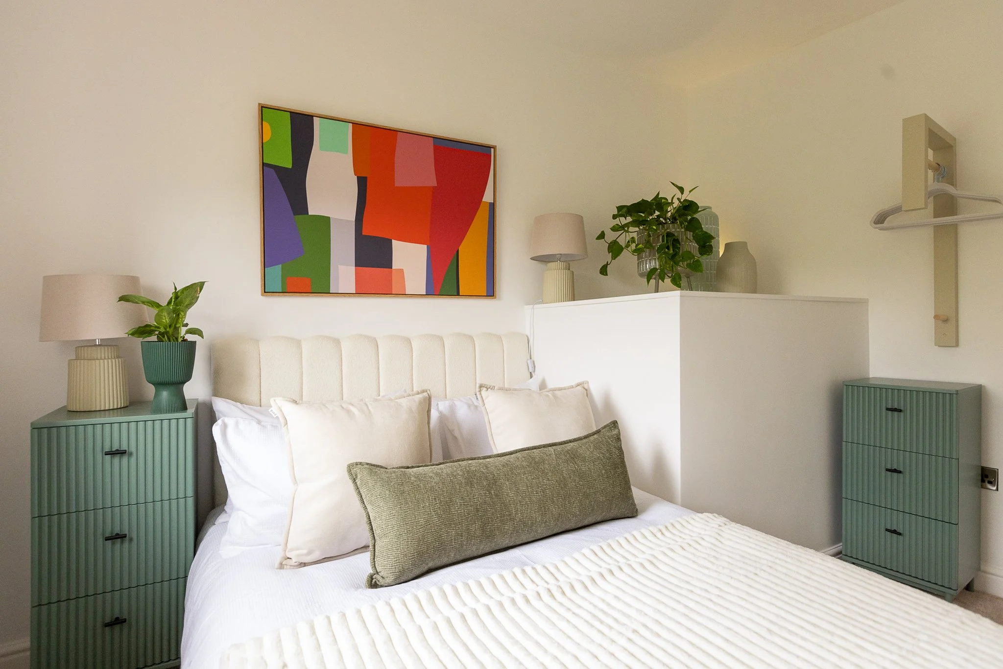 Burhill-house-accoutre-holiday-let-double-bedroom-ripponden-0043.JPG