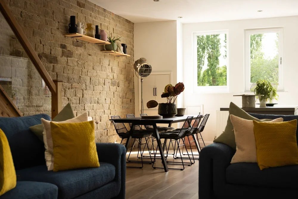 accoutre_wagonshed_holidaylet_yorkshire_airbnb-1.JPG.webp