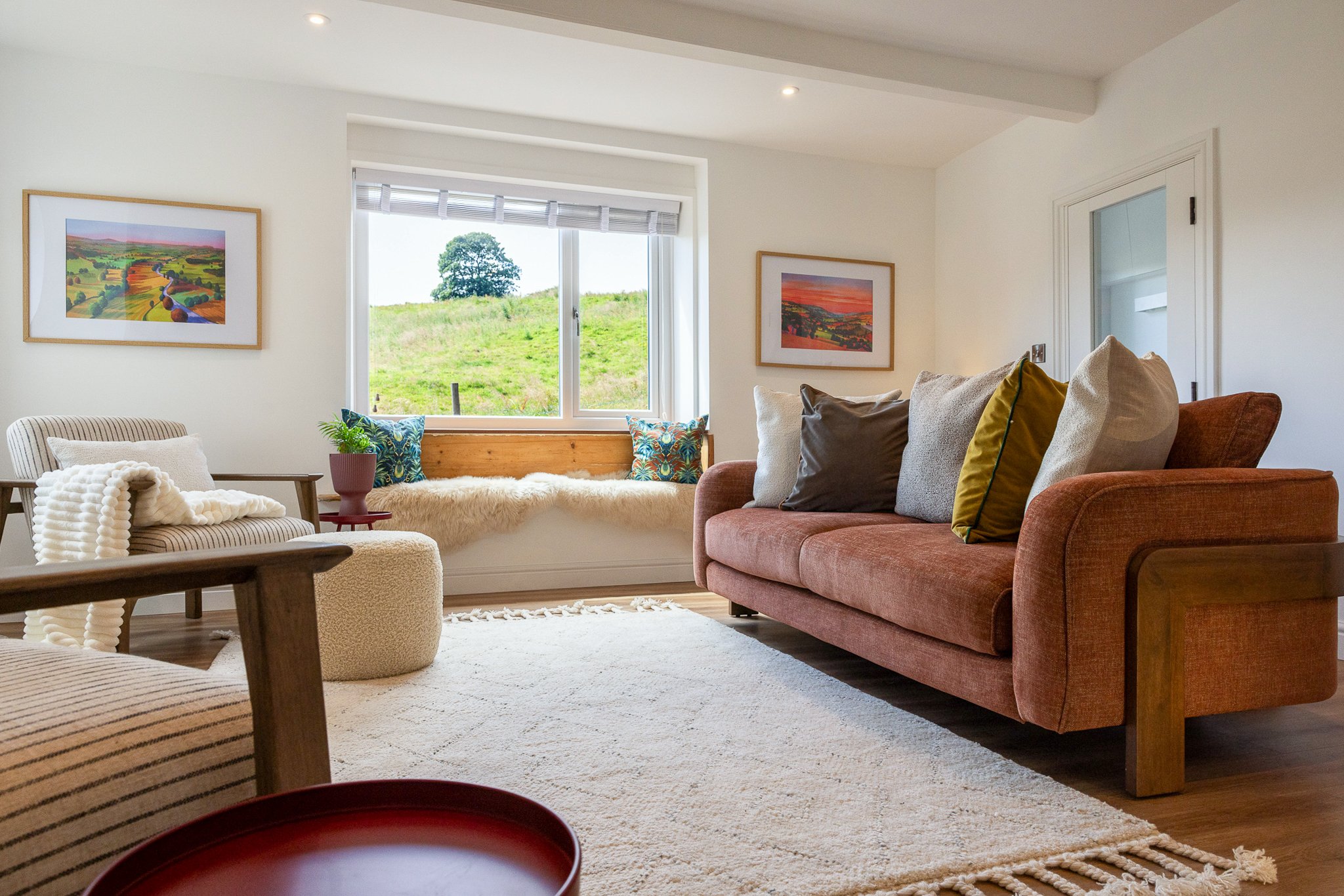 Burhill-house-accoutre-holiday-let-living-room-ripponden-0276.JPG