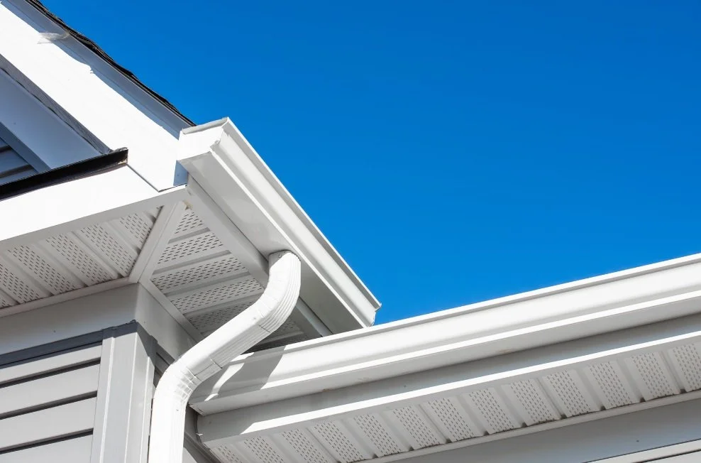 Eavestroughs and Gutters