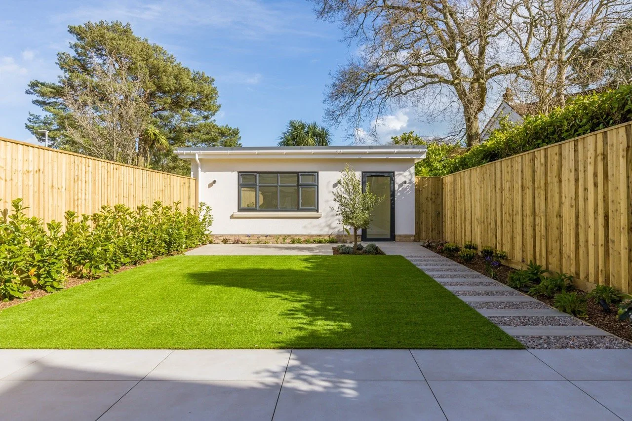 41aKingsAvenueph5 Large Large.jpeg