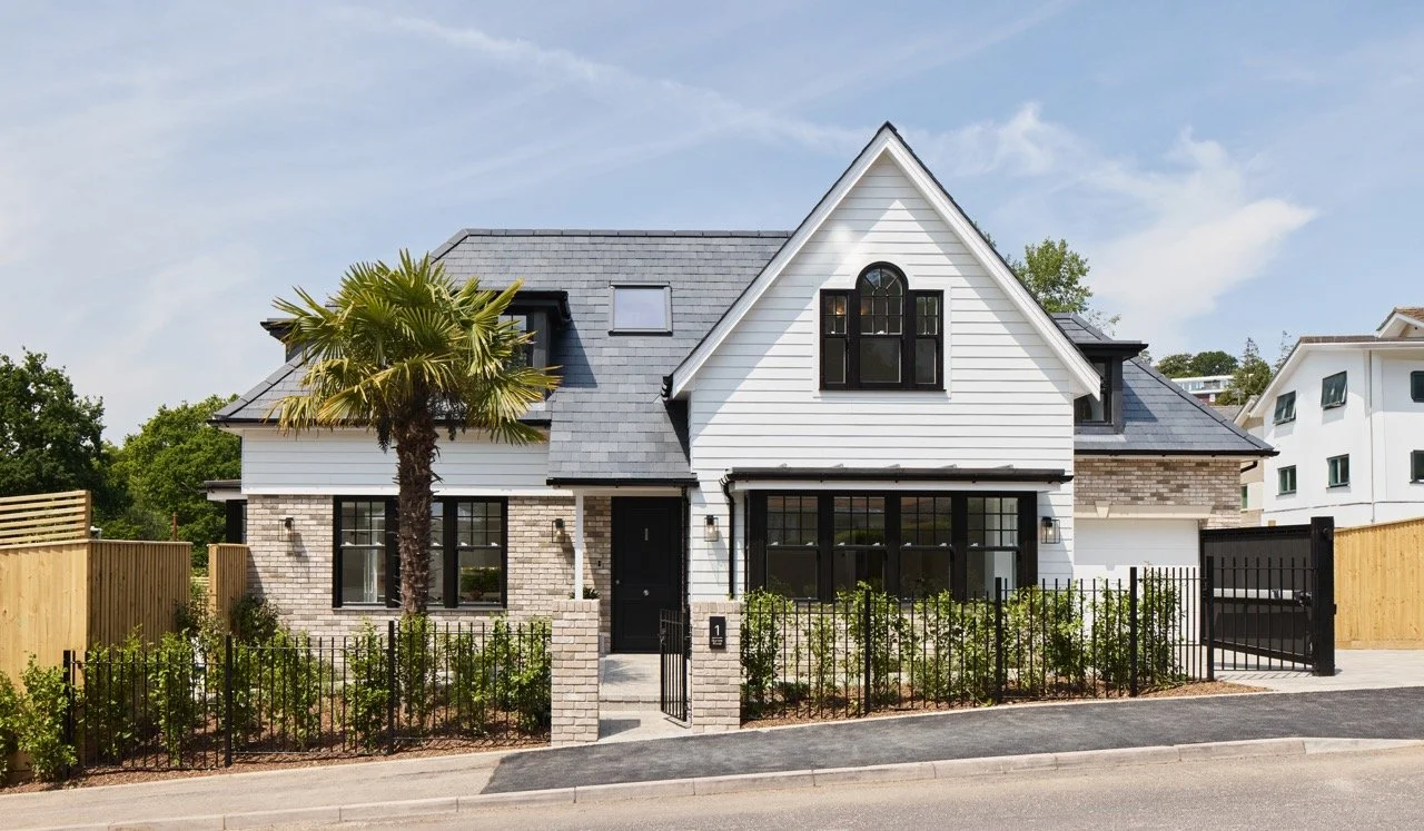 Durrant Road front .jpeg