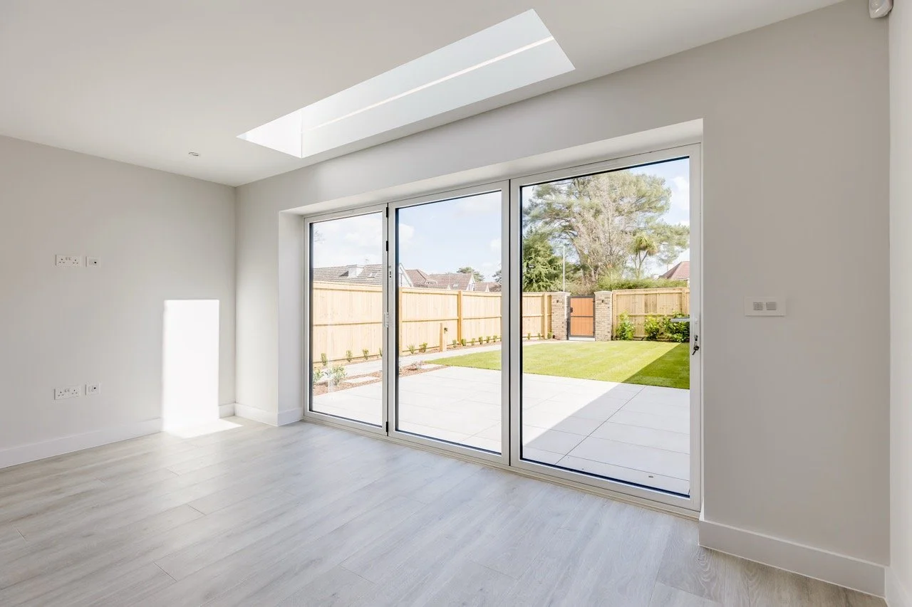 41bKingsAvenue-13 Large Large.jpeg