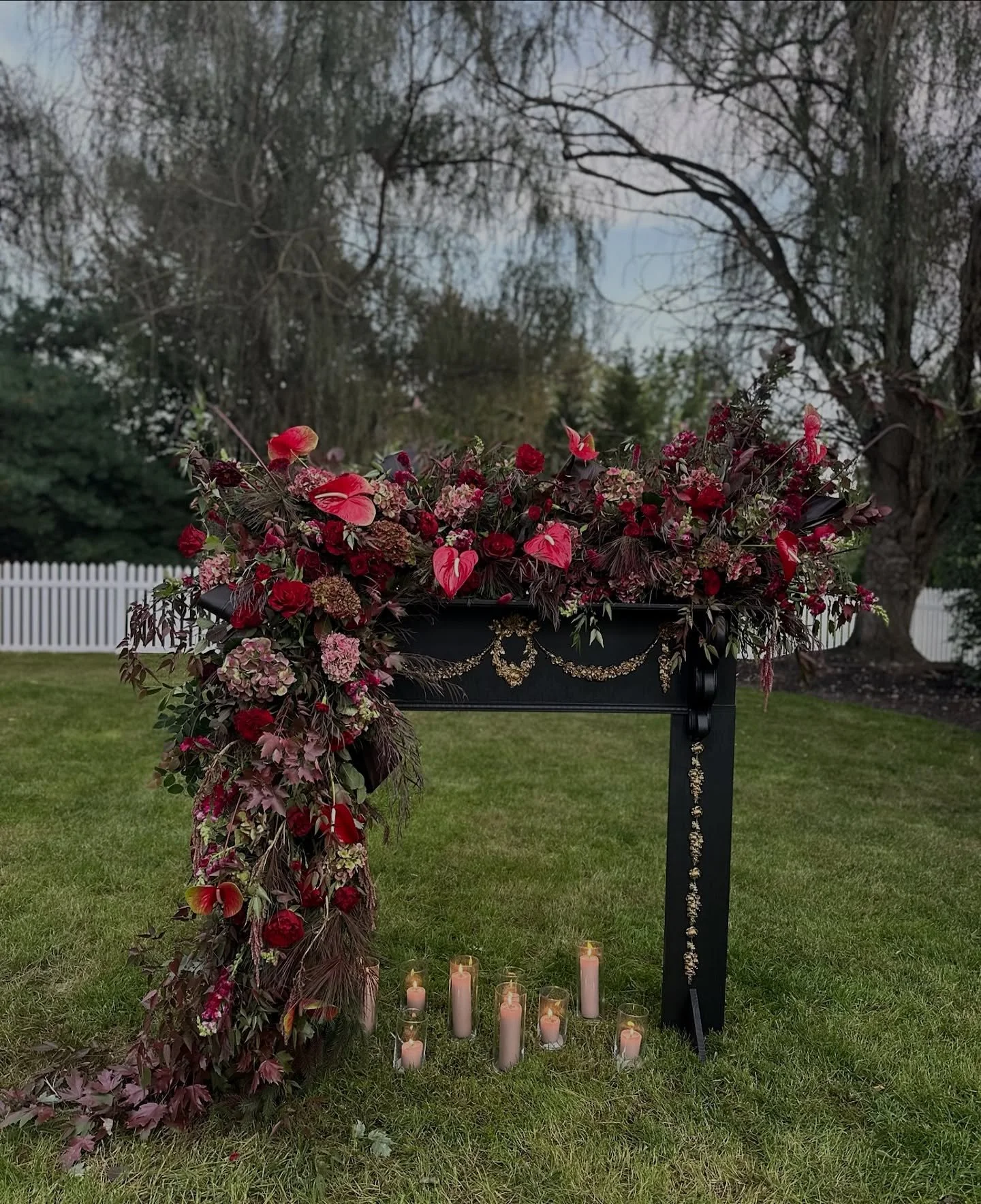 The mantle, hand-painted. The florals, unapologetically moody. Together - a whole new language of texture. 🖤🥀🕯️