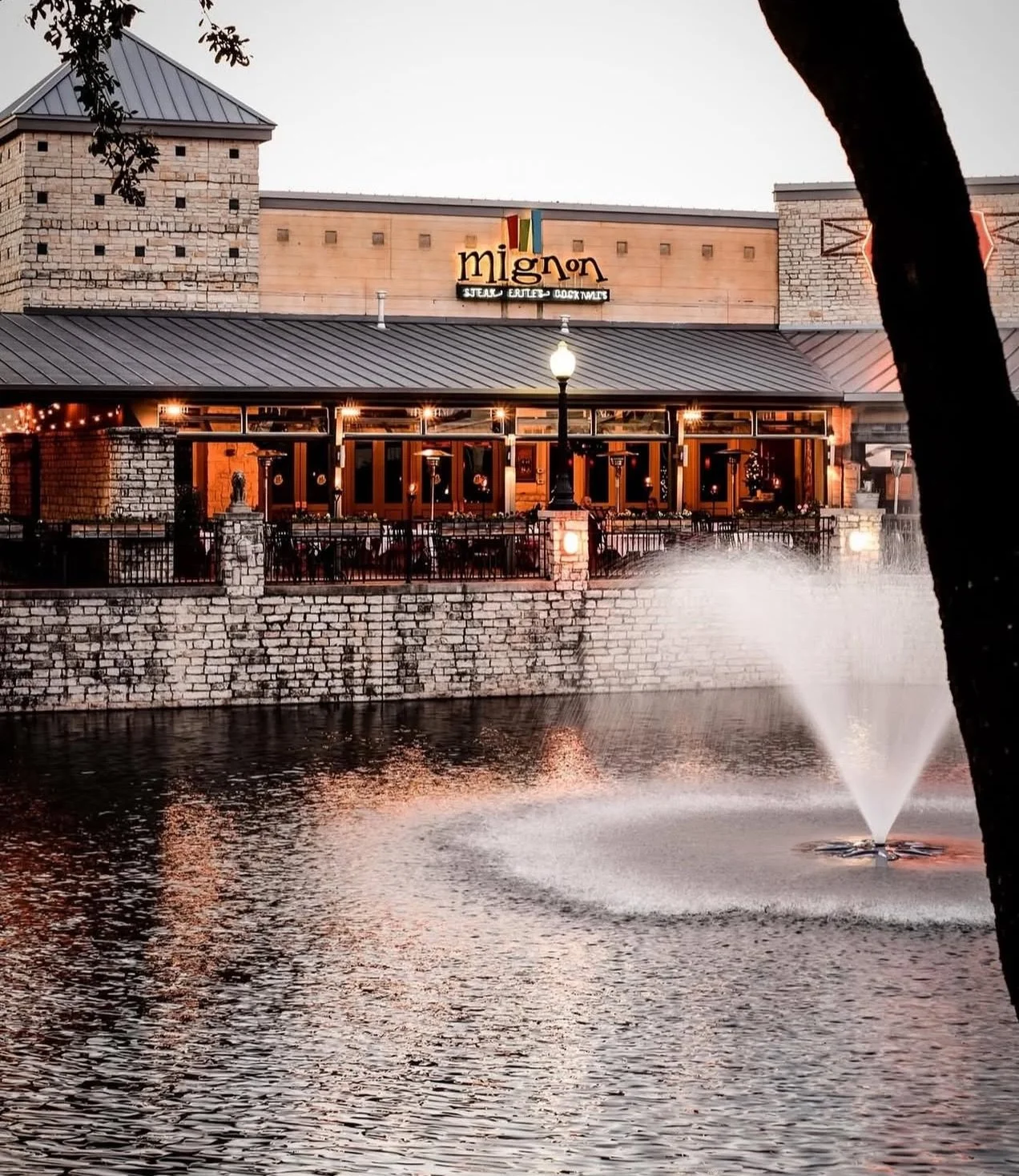 Waterside picture of Mignon, a fine dining restaurant in West Plano Texas.