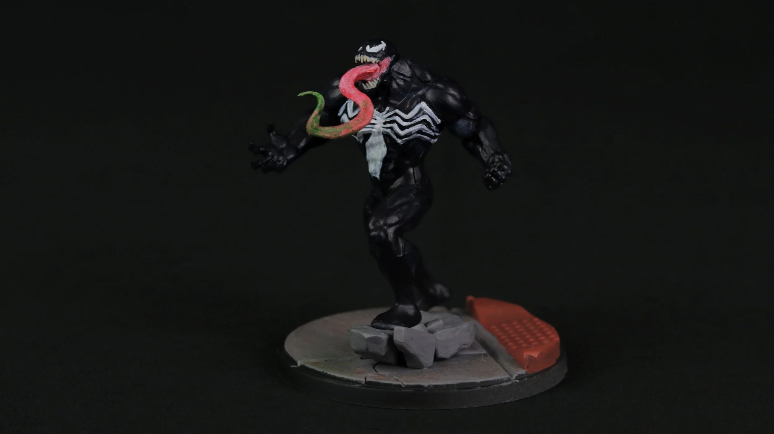 Venom 02.jpg