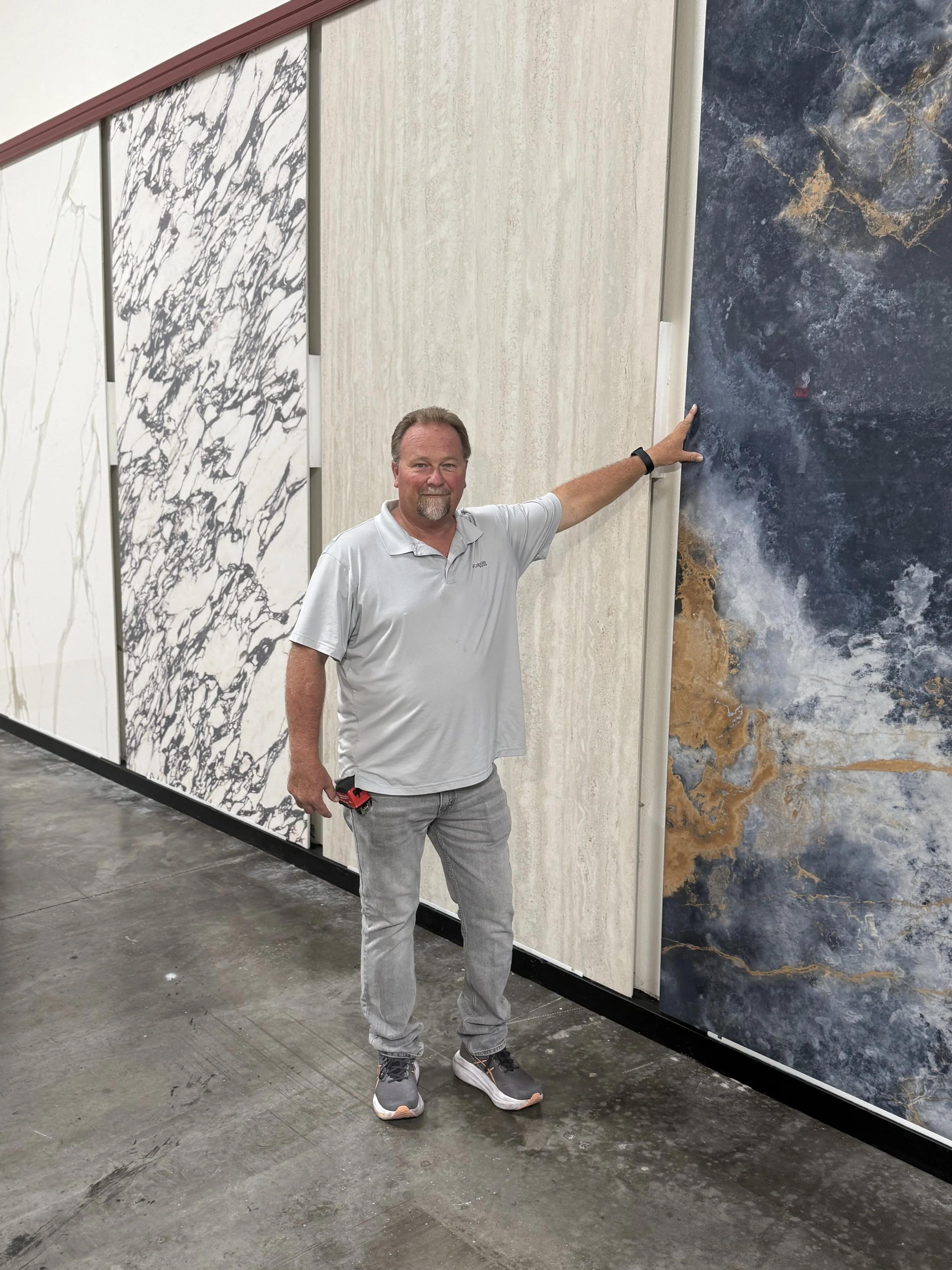 Textured porcelain slab ideal for modern kitchens – Tempe showroom