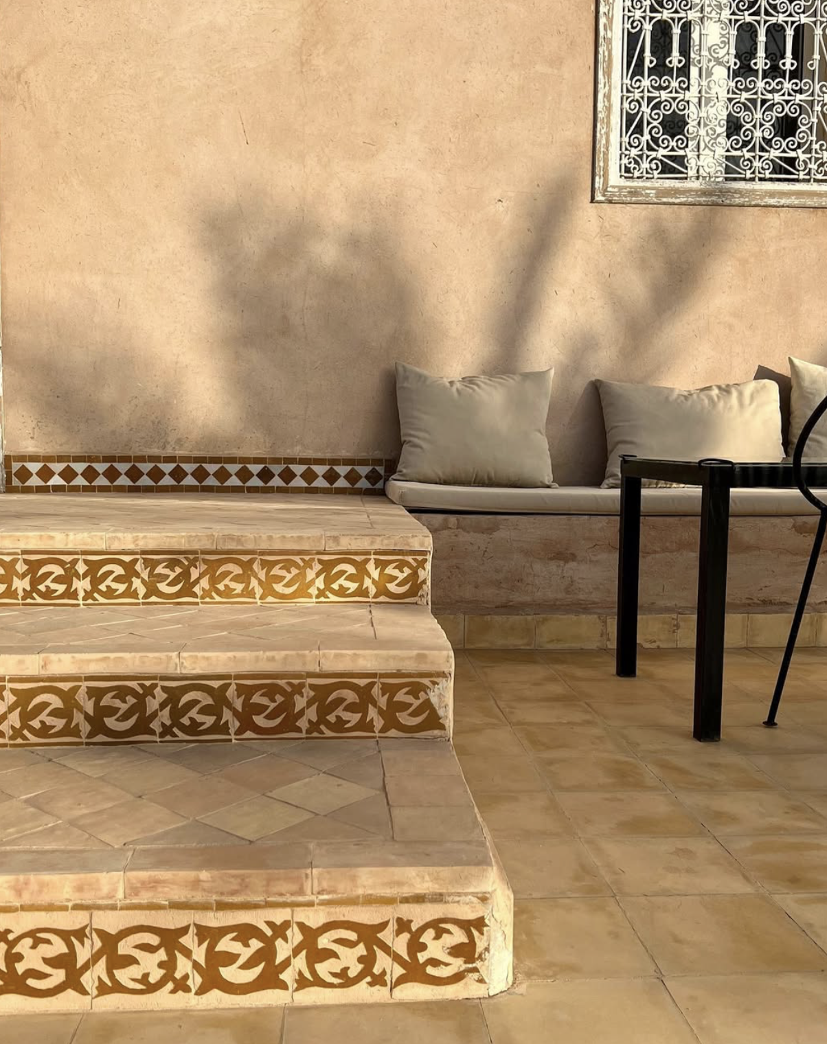 Outdoor surround finished with NEUTRAL Zellige tiles, reflecting authentic Moroccan craftsmanship