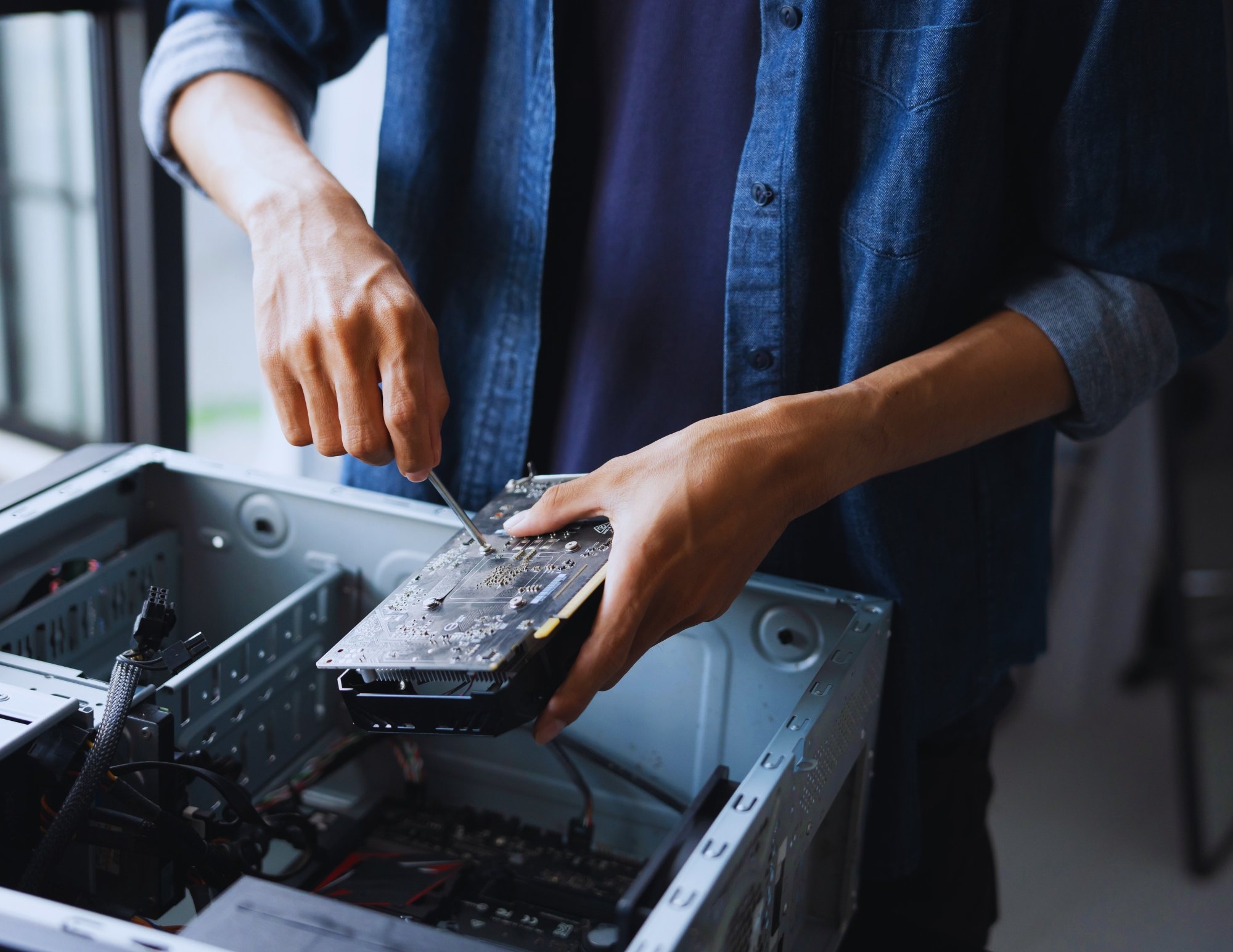 The Truth About Gold in Electronics