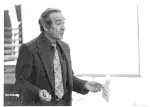 Photo of George Hein lecturing