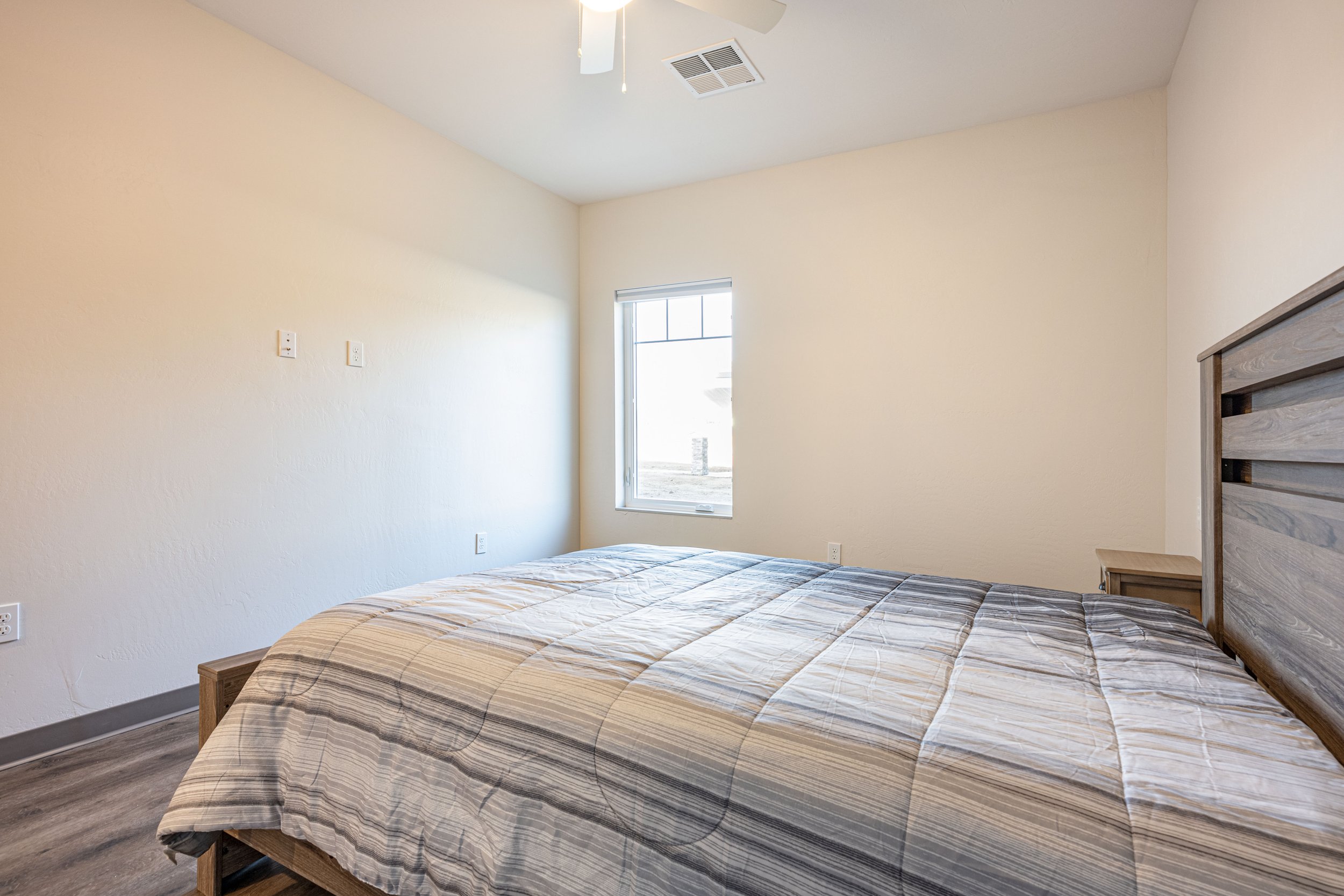 Bedroom 1-3.jpg