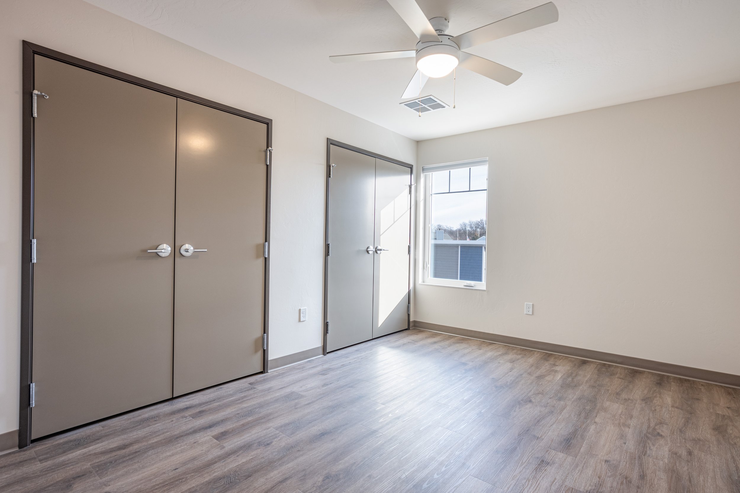 Bedroom 3-2.jpg