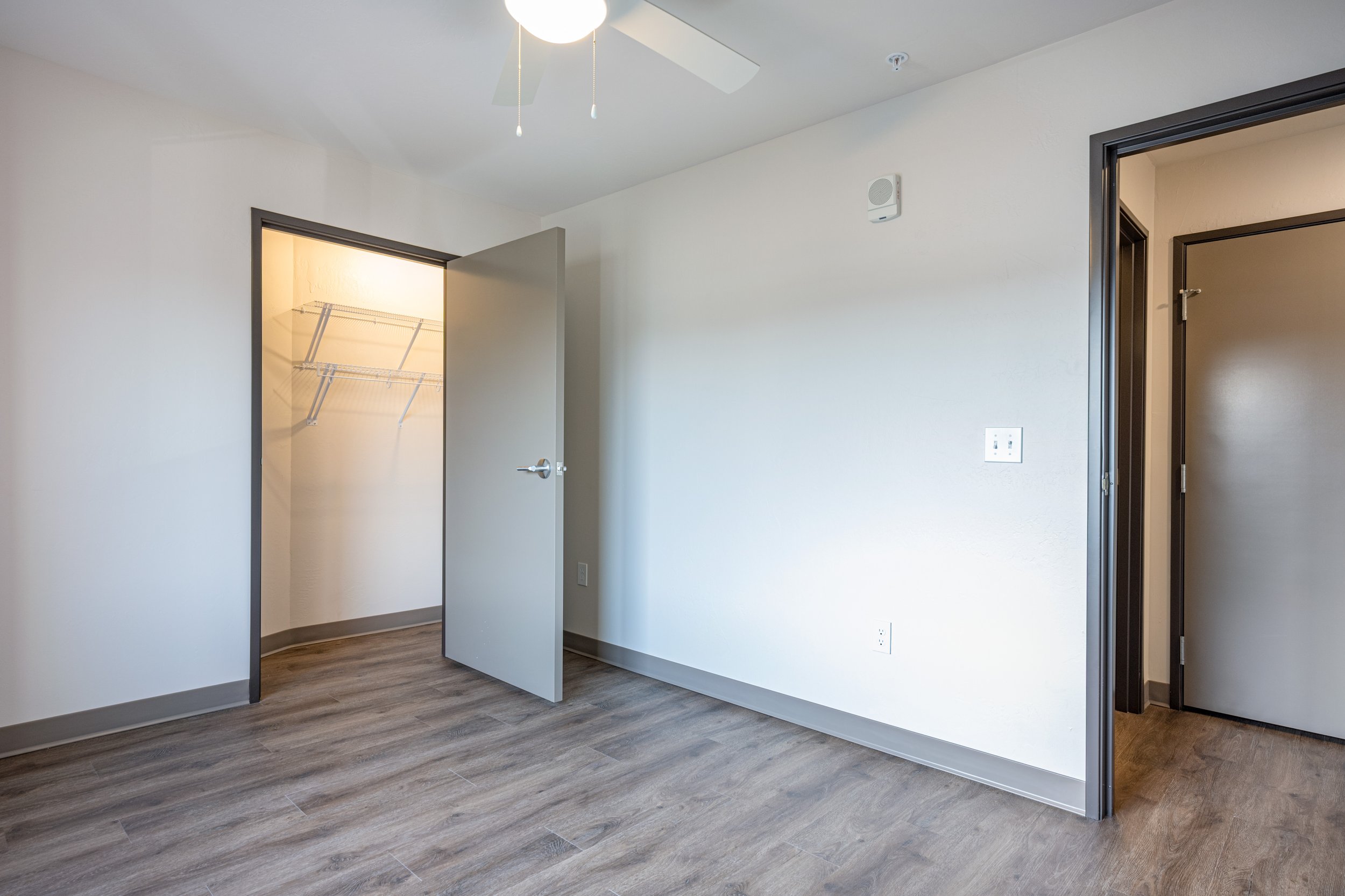 Bedroom 2-2.jpg