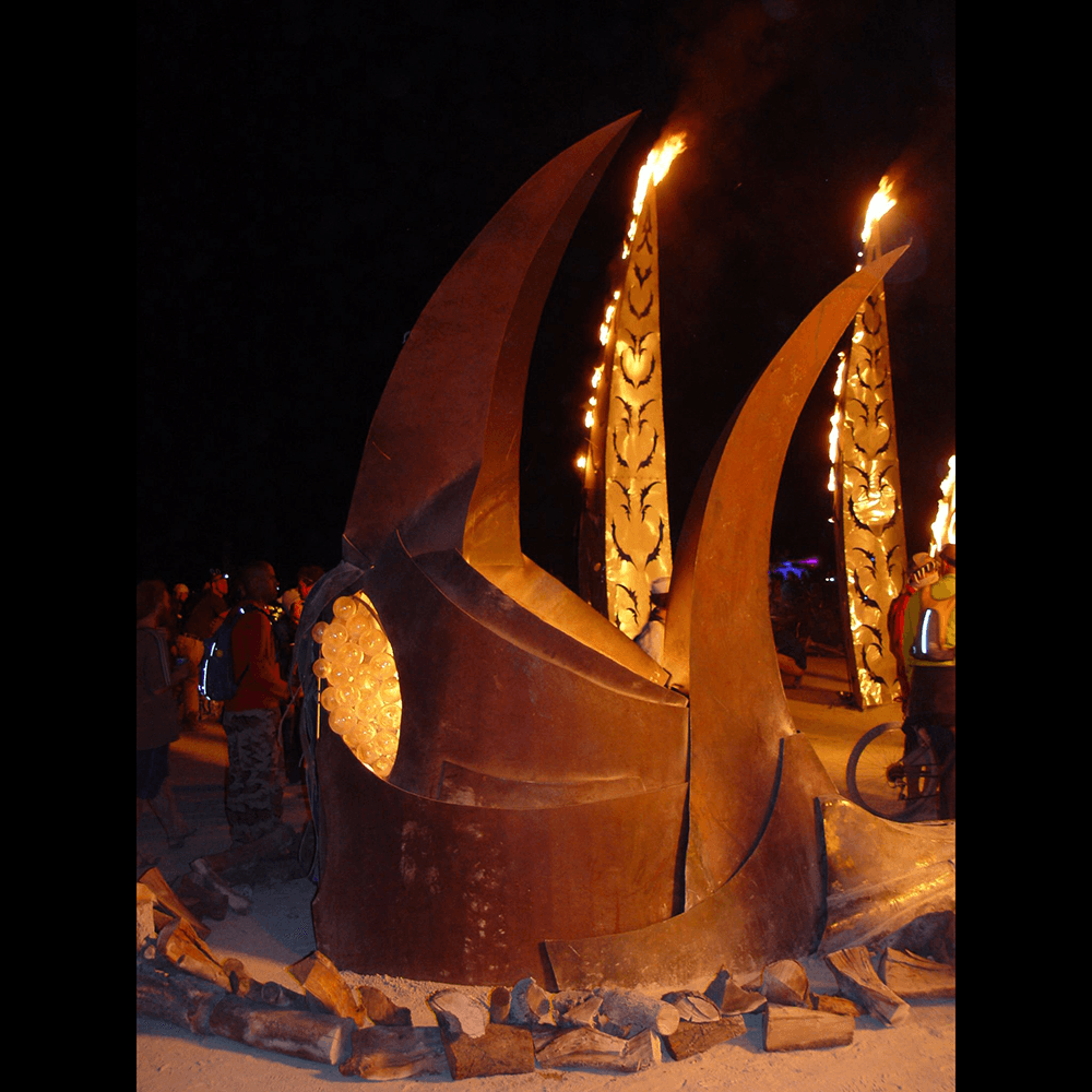 Cauldron fire and feather flame effects. photo: Cathy Lynch 2005