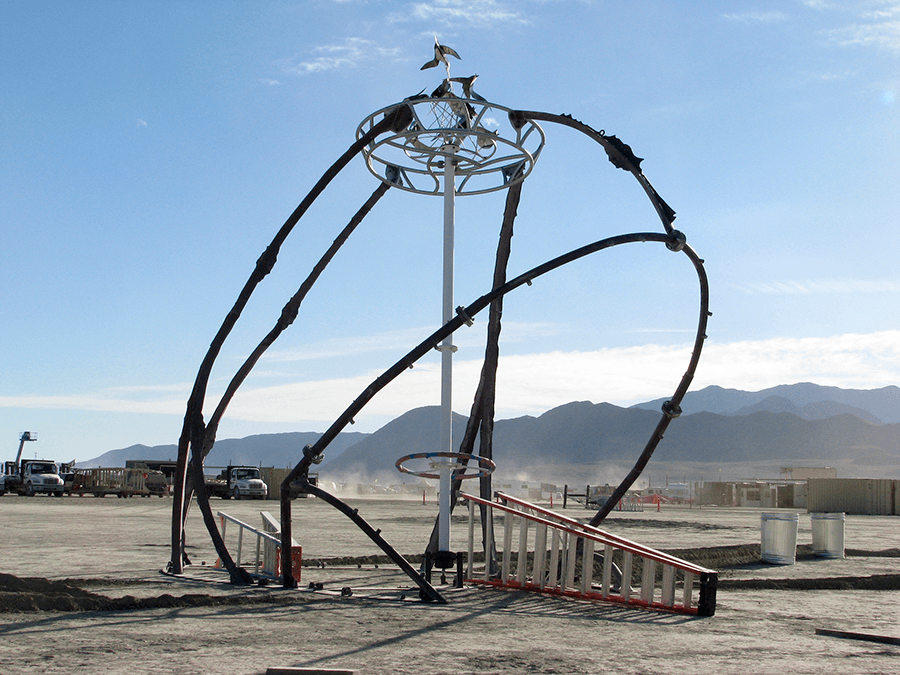 Illumacanth structural skeleton (welded and bolted steel tube, angle, and plate). photo: Masha Oguinskaia 2015