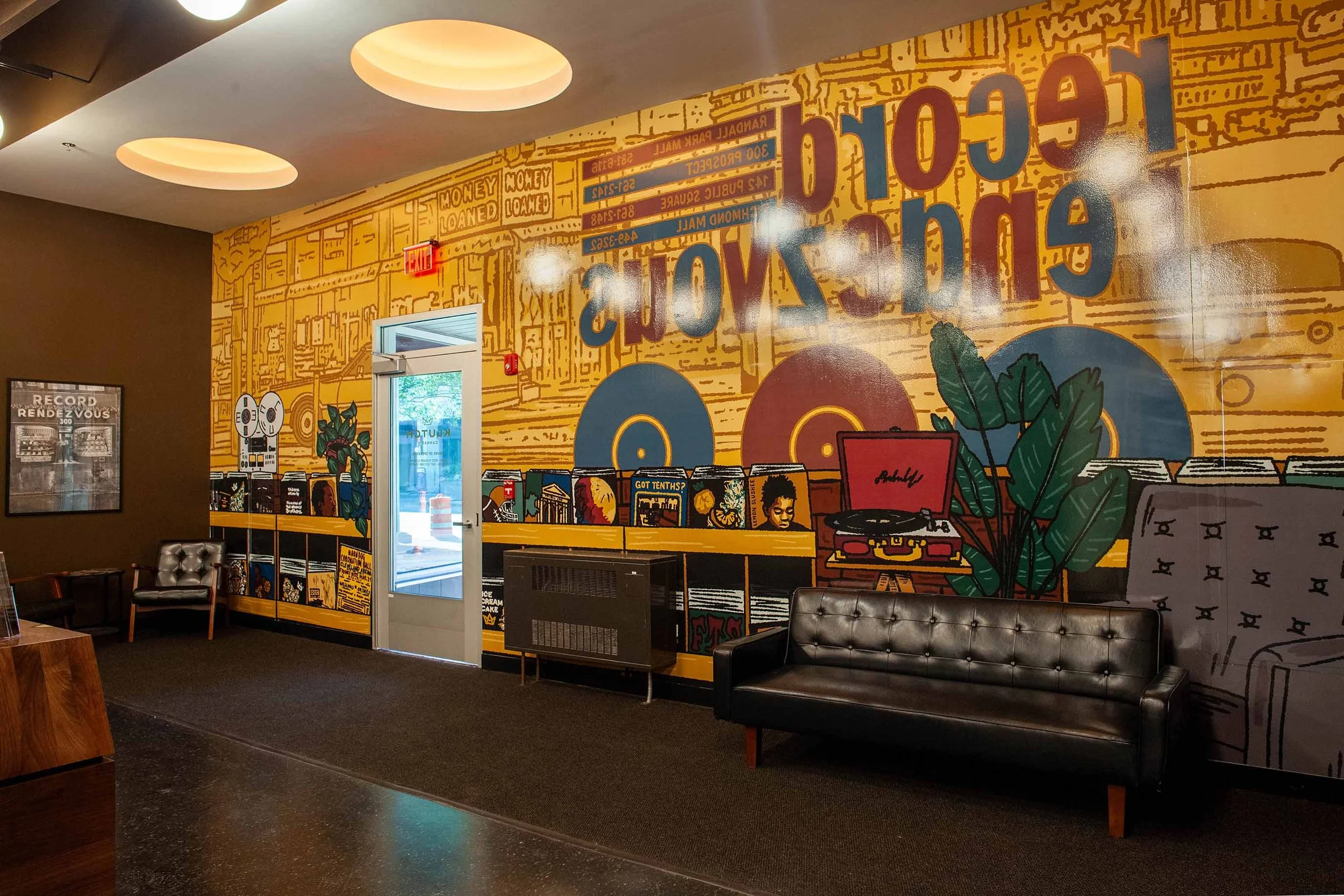 KlutchCannabis_Cleveland_FrontLobby-2.jpg