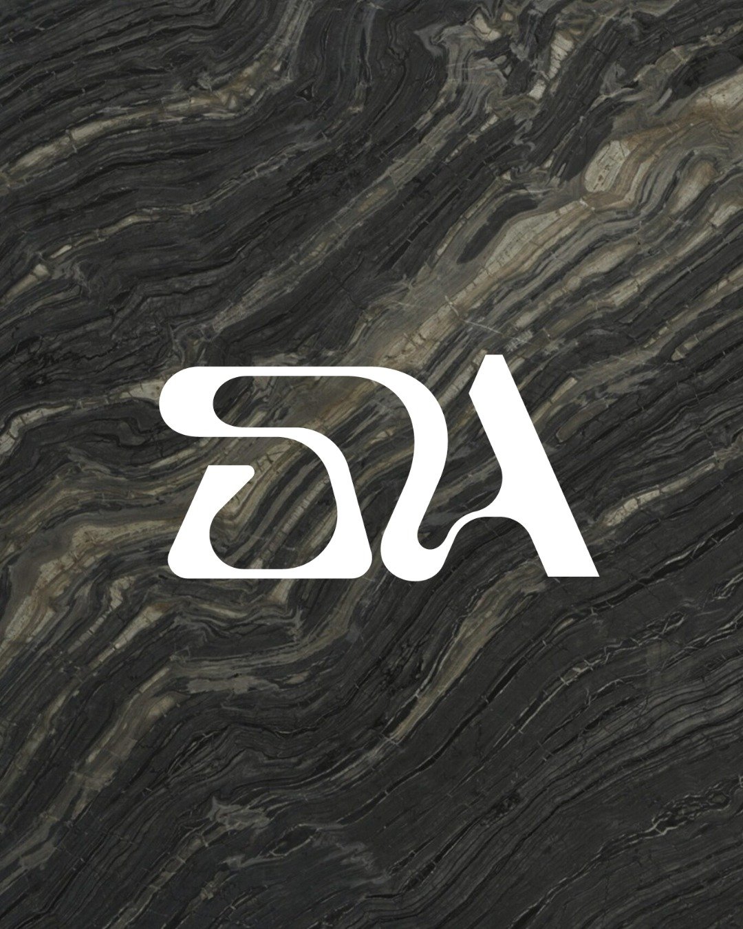 Privado Rosman
2025
Dise&ntilde;o de interiores

El objetivo fue claro: crear un entorno &iacute;ntimo y sofisticado donde cada detalle se integre en armon&iacute;a. La iluminaci&oacute;n indirecta resalta las texturas, otorgando una sensaci&oacute;n