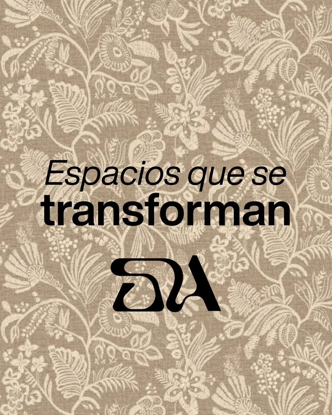 El Tapiz es un cl&aacute;sico que se reinventa y transforma. Por eso nos encanta integrarlo para darle vida a los espacios.​

#SocietyOfArchitecture #InteriorDesign #TapizDamasco #HomeDecor #TexturasYAcabados