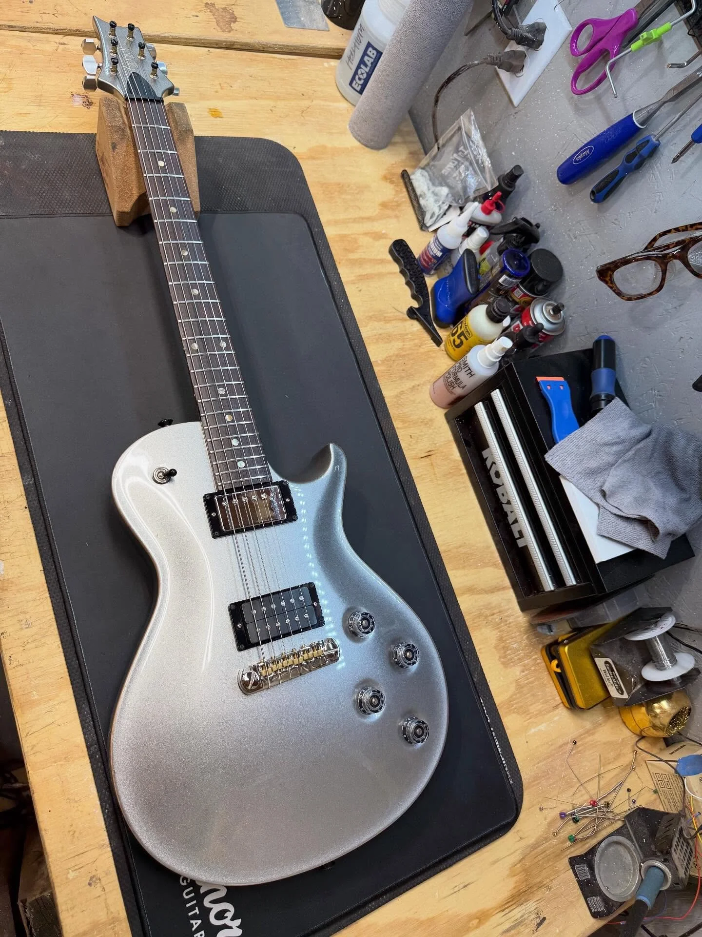 Yet another stunning @prsguitars in for a setup #luthier #nashville #prsguitars #prs #musiccity #guitarrepair