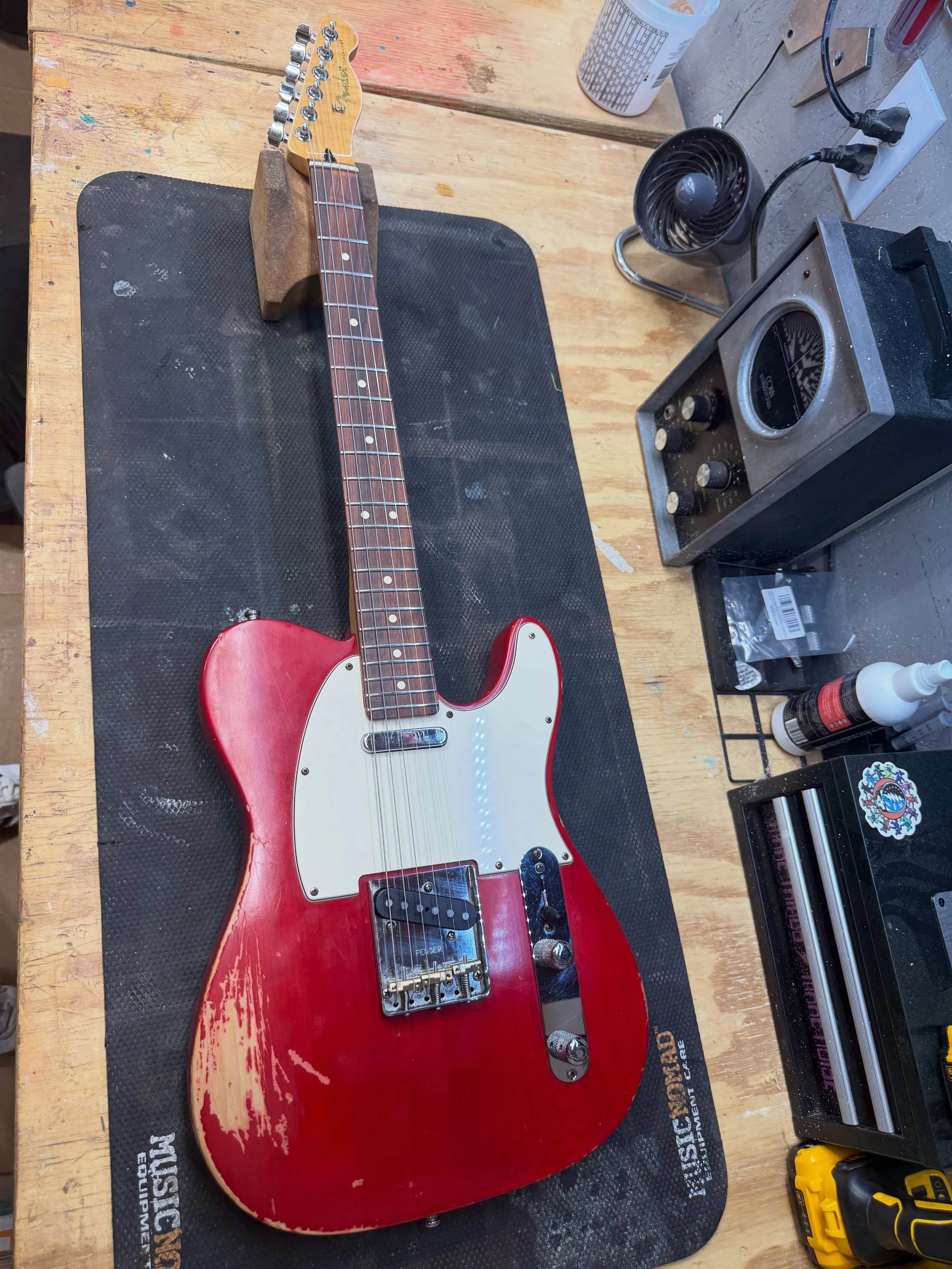 Partscaster came in for a setup! Left feeling and sounding great. I have been slamming busy lately getting more guitars out and playing around with more and more pickup winding. That side has been fun, keep an eye out for more of that as well! #telec