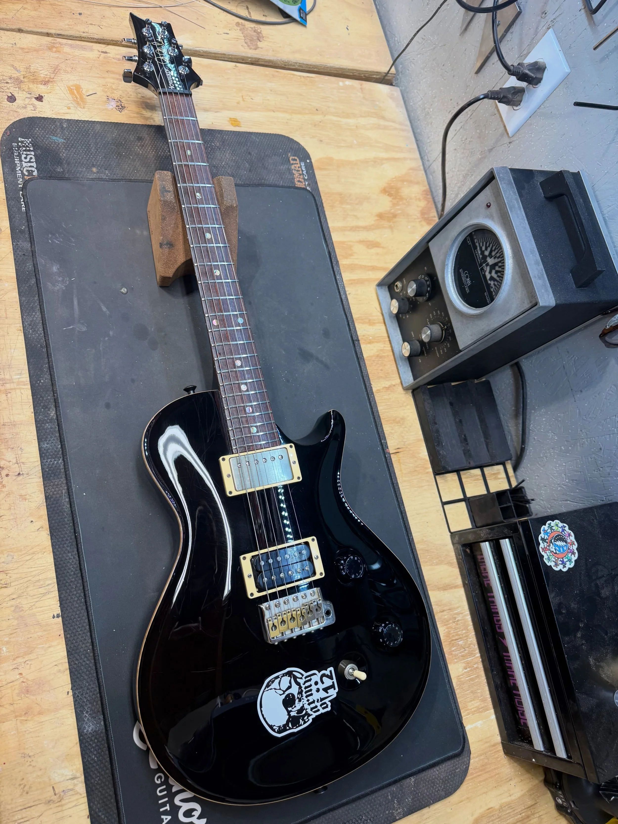 My customers consistently have me questioning myself wondering if I am the PRS setup guy in town. I absolutely don&rsquo;t mind. Another PRS on the bench and as always, they&rsquo;re a dream to work on. Came in for a setup and got the full treatment 