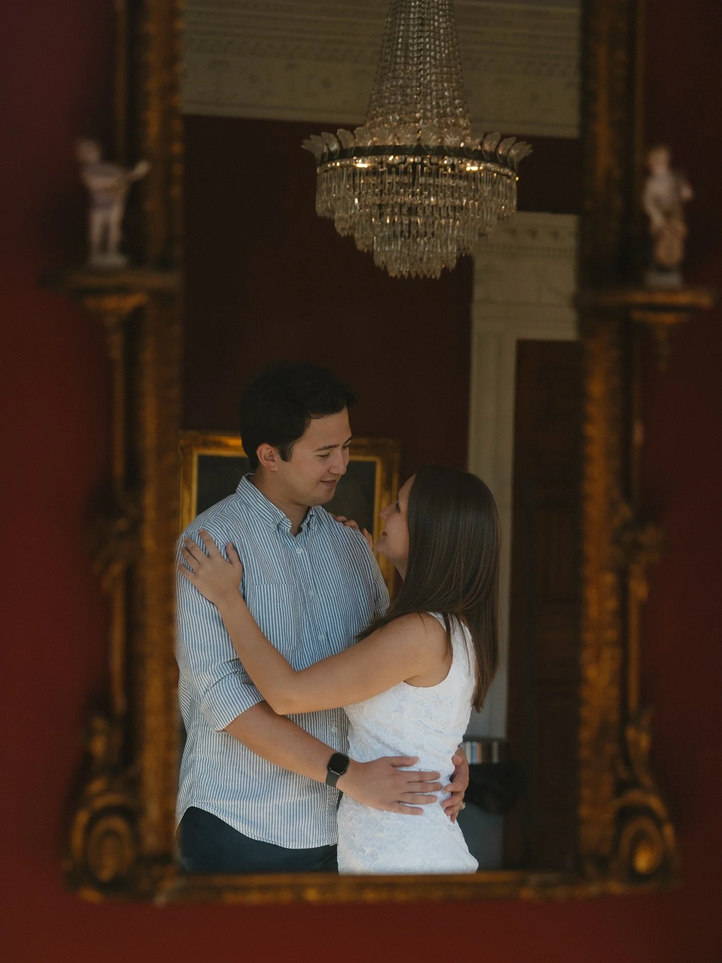 Afternoons with J + EA✨ 
We got to watch these two get engaged, and now we get to be there on their wedding day, so special:&rsquo;)
&bull;
&bull;
&bull;
&bull;
#charlestonsc #charlestonphotographer #williamaikenhouse #engagementphotographers #charle