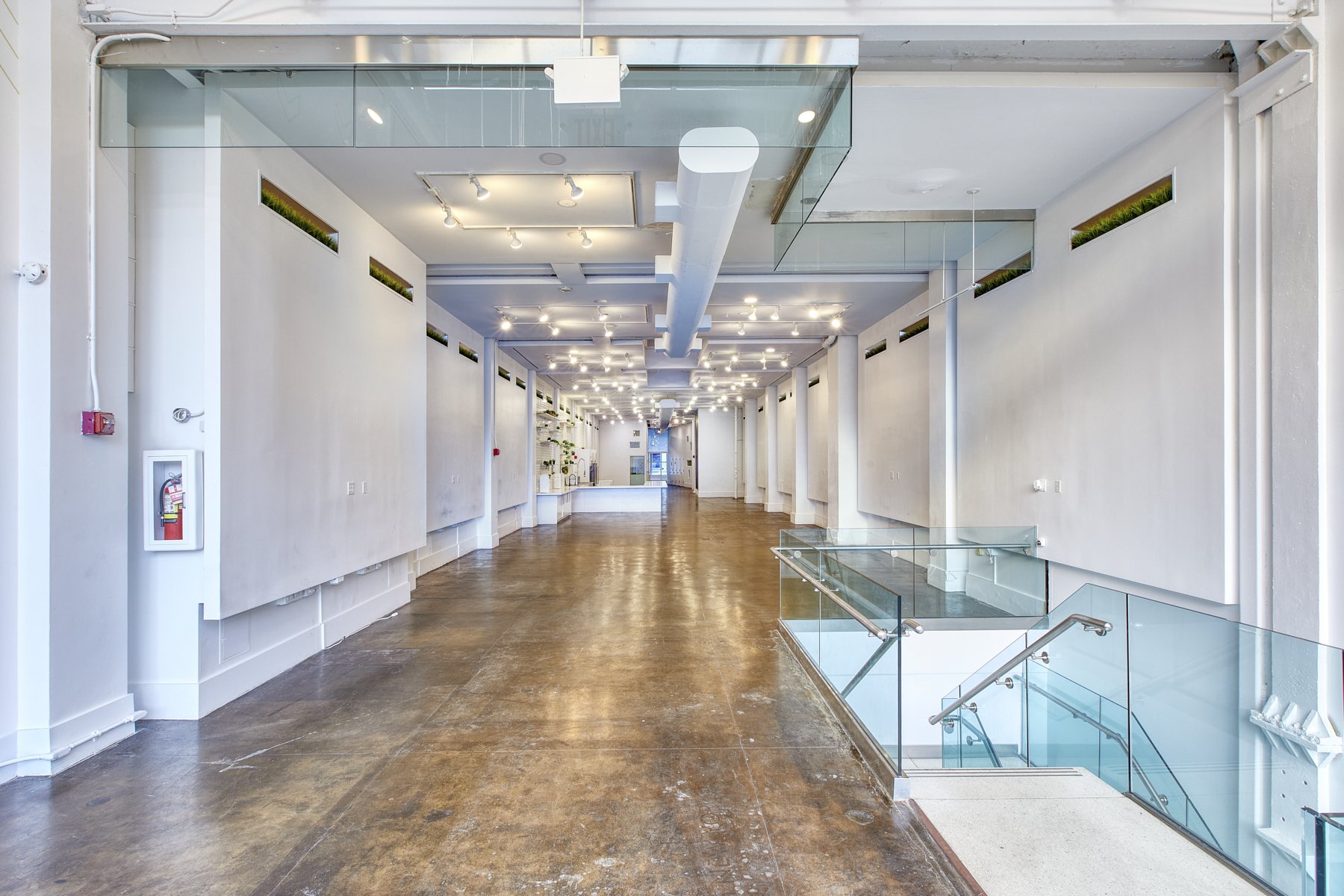 31_EAST_17TH _STREET_6M8A1837 1_e 1 1.jpg