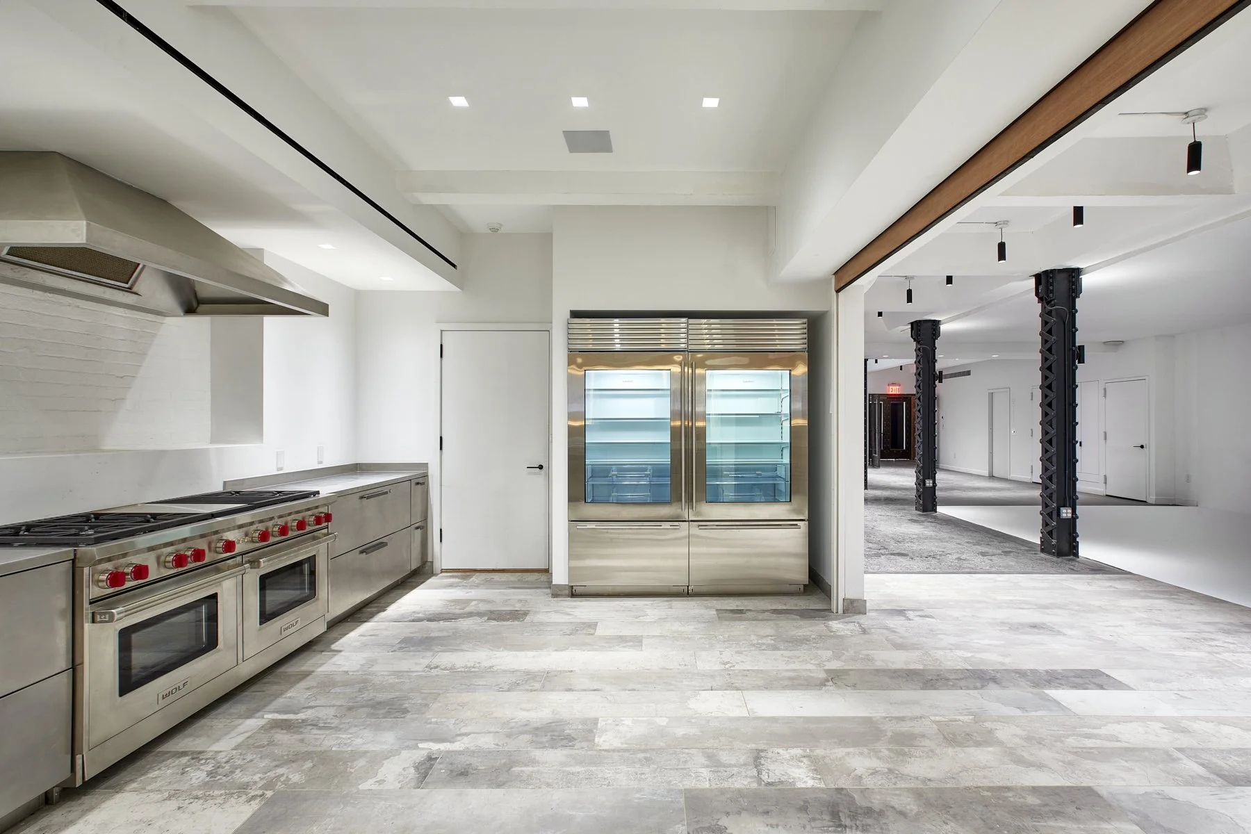 BATHHOUSE_LOWER_LEVEL_1800px_3.jpg