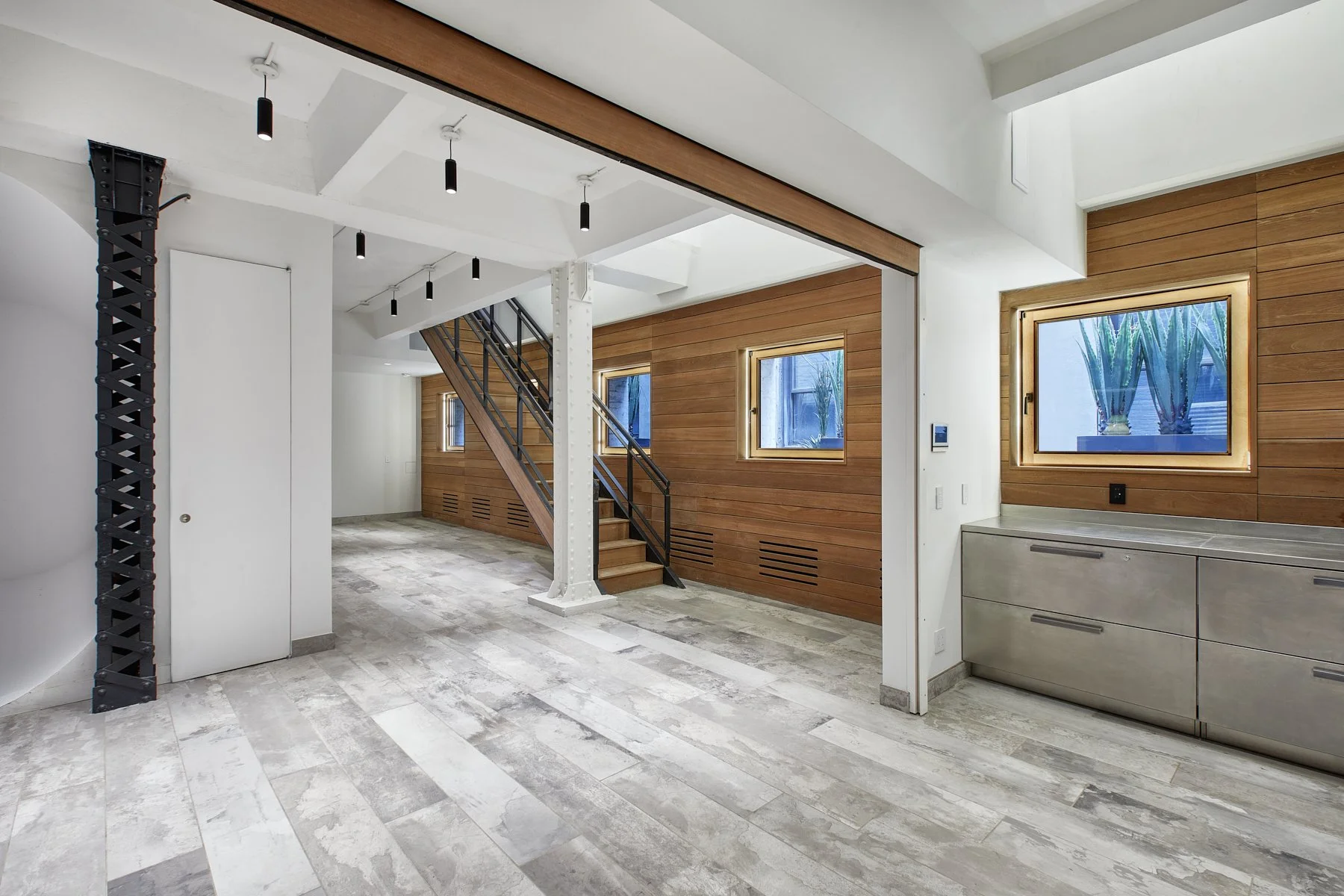 BATHHOUSE_LOWER_LEVEL_1800px_7.jpg