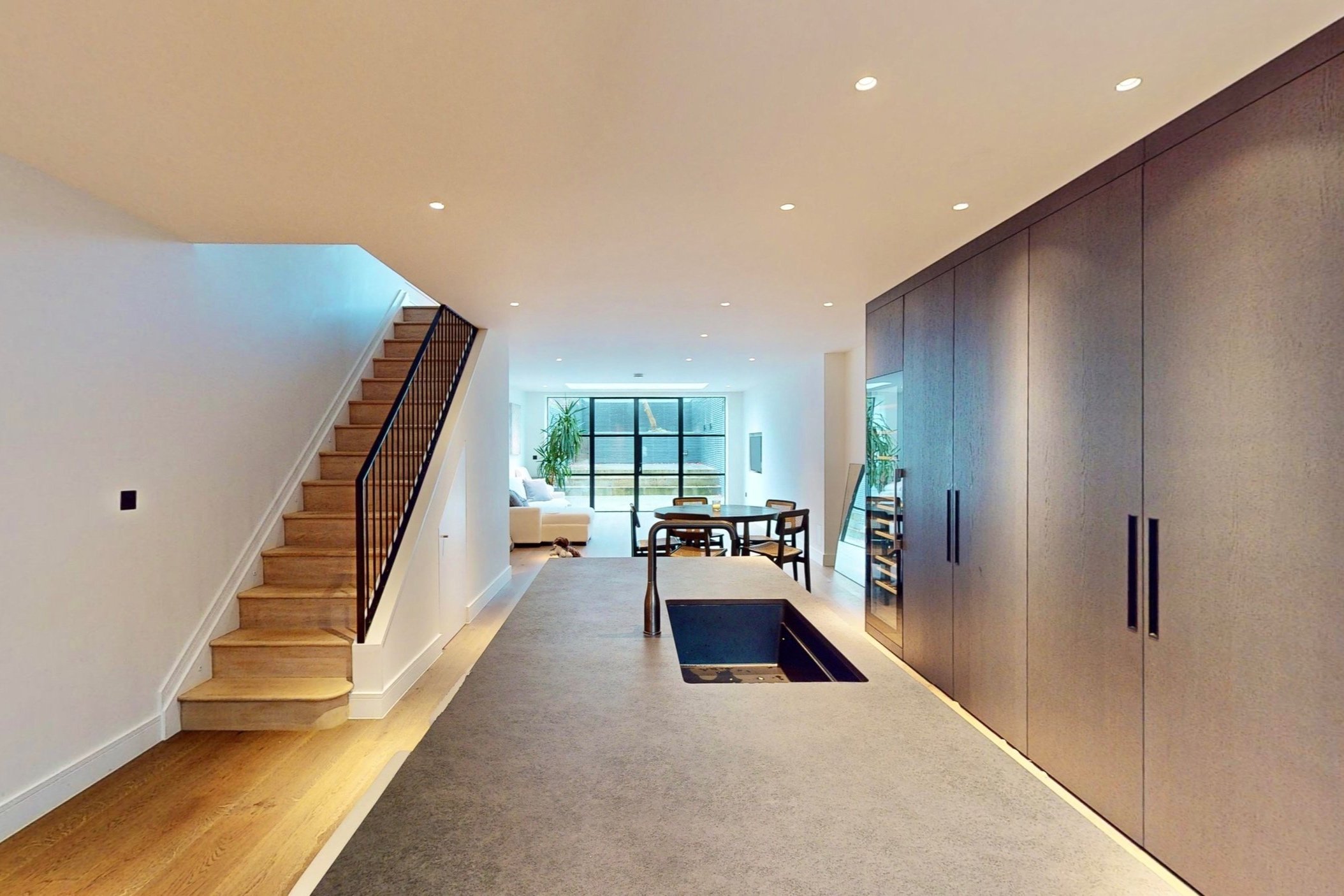 PELHAM+%26+Co.%2C+Christchurch+Hill%2C+Hampstead%2C+London.jpg