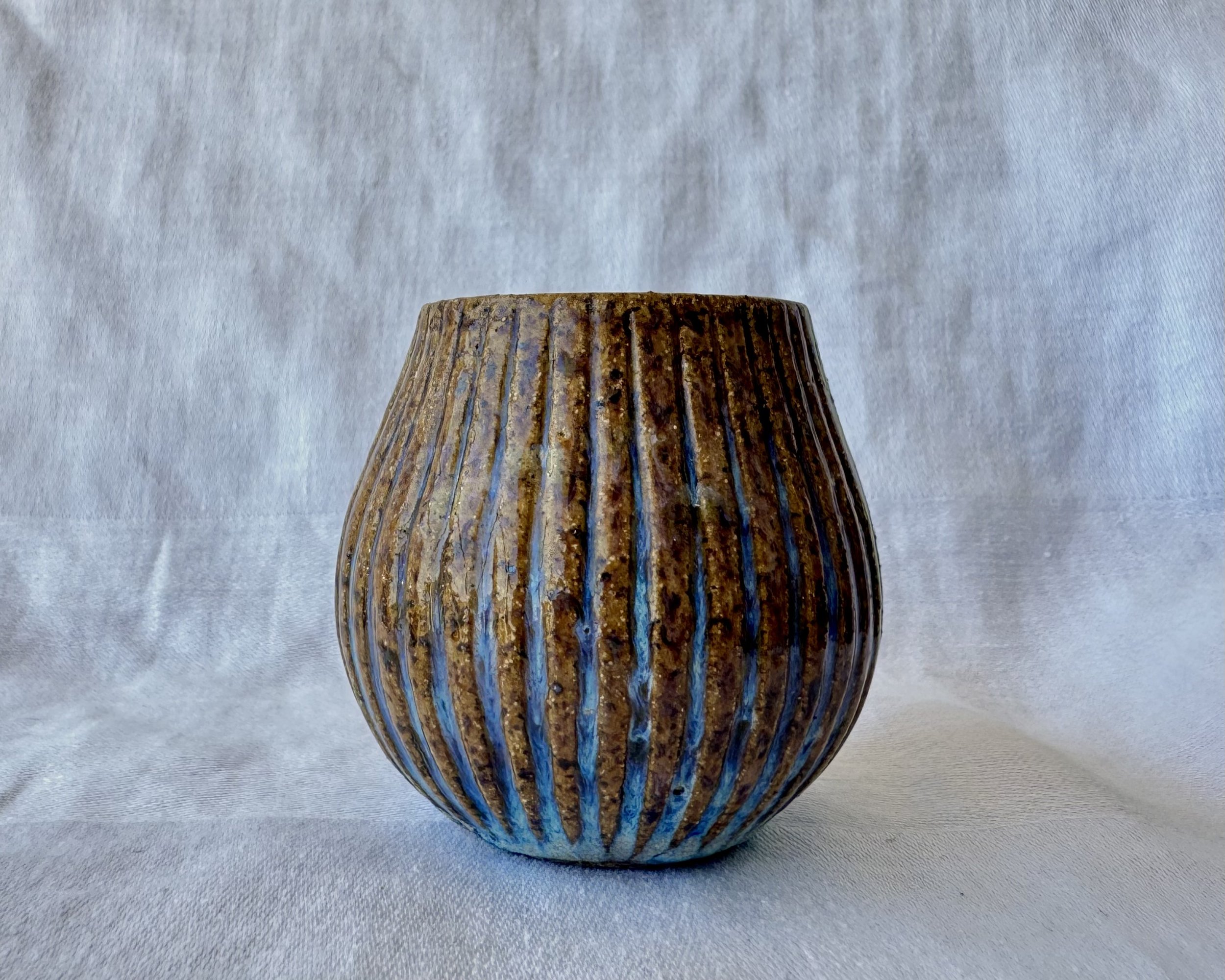 curvy cup