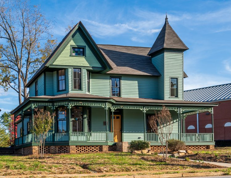 North Carolina: Oberlin Village