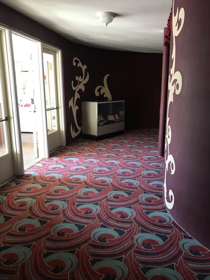 foyer.png