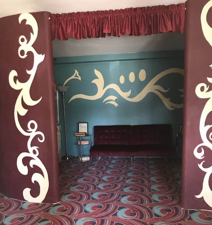 sitting area.png