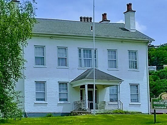 McKean house with fan light showing.png