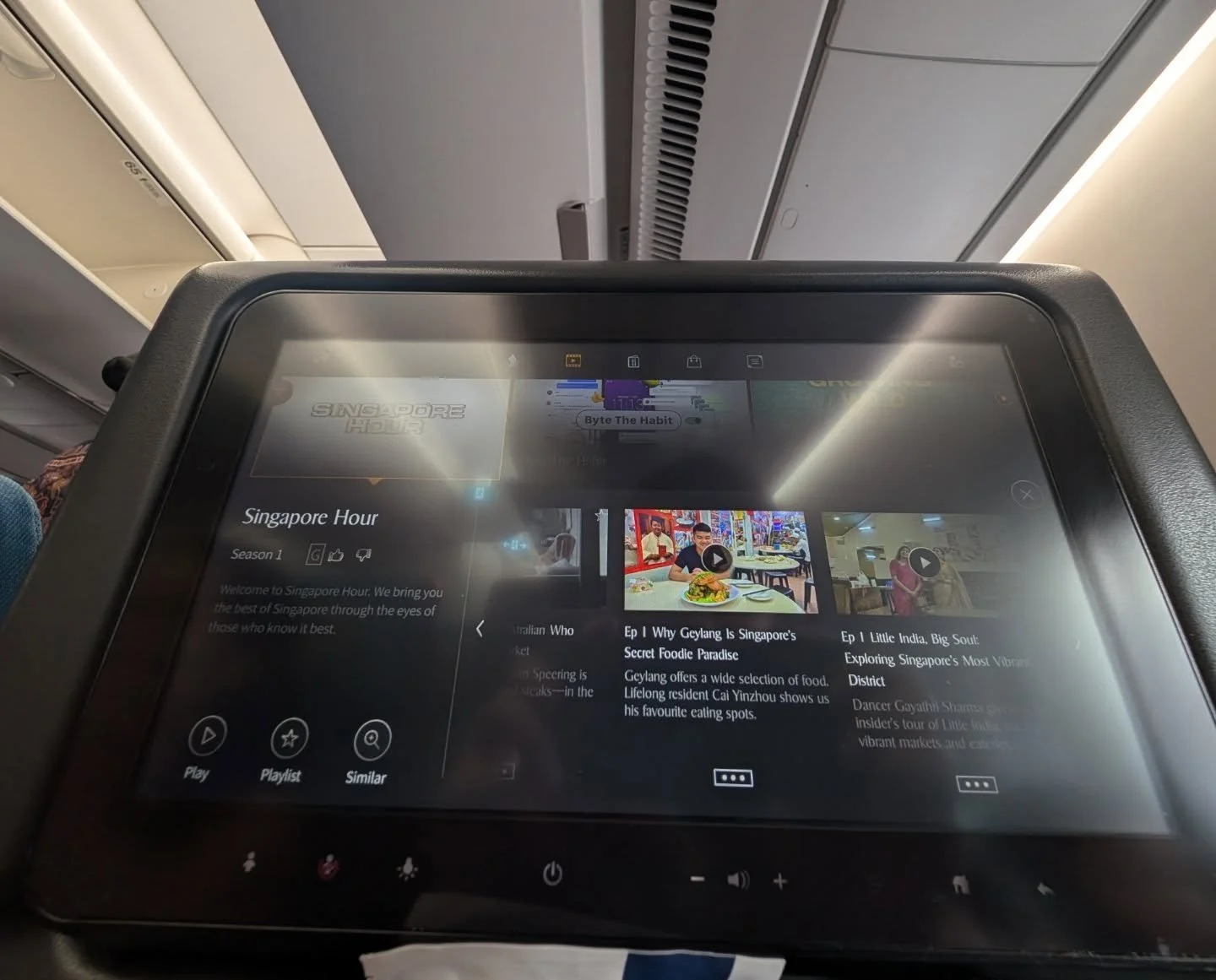 [What's your favorite Lorong?]

I've been keeping secrets in Geylang, watch them on any @singaporeair flights or on mewatch!

Filmed early this year, showcasing a place I've lived at all my life.

For fans of @jbahmeng , try spotting up to 8 photos o