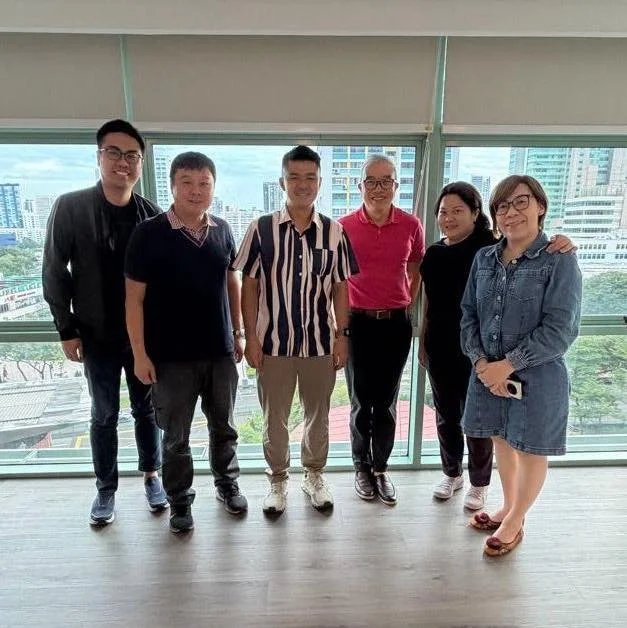 [25 Nov 2025- Meeting with SG Digital Office]

Had a productive meeting with the @sgdigitaloffice team and was happy to hear that their Digital Literacy &amp; Adoption program has engaged more than half of our elderly population in Bishan-Toa Payoh &