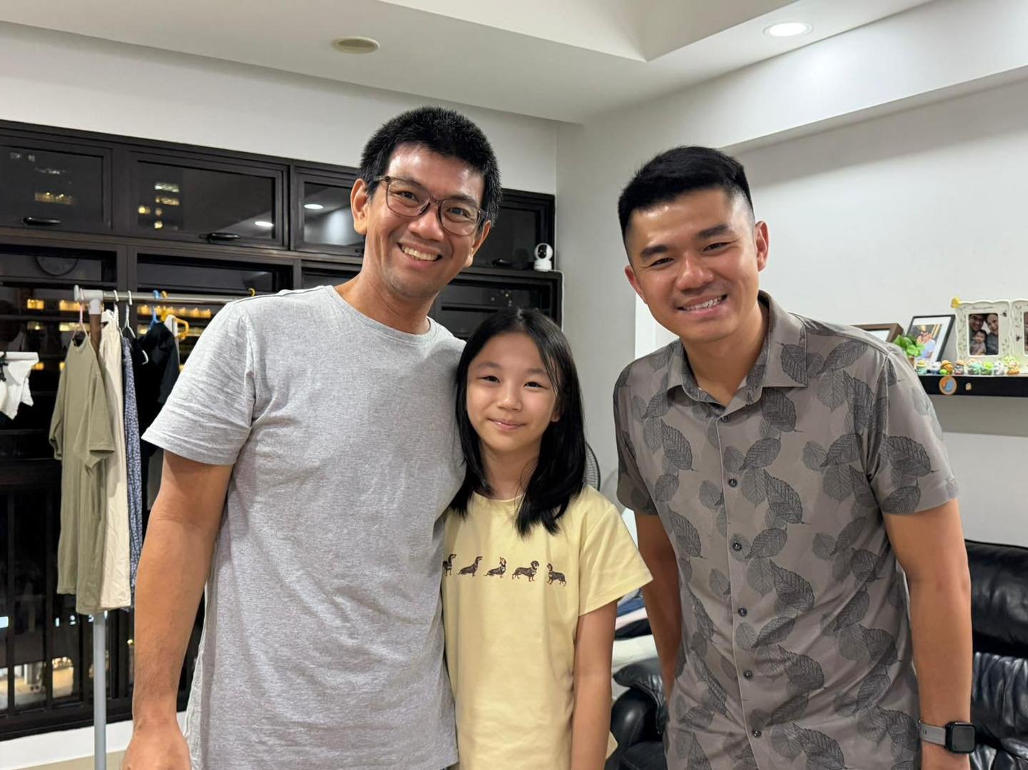 🏡 House Visit to Blk 79D

Continued my visit to residents of Blk 79D, where I had the privilege of meeting Mr Wong, who had just moved in a few days ago. At 86 years old, he remains energetic and strong, and even keeps active through GymTonic. 

I a