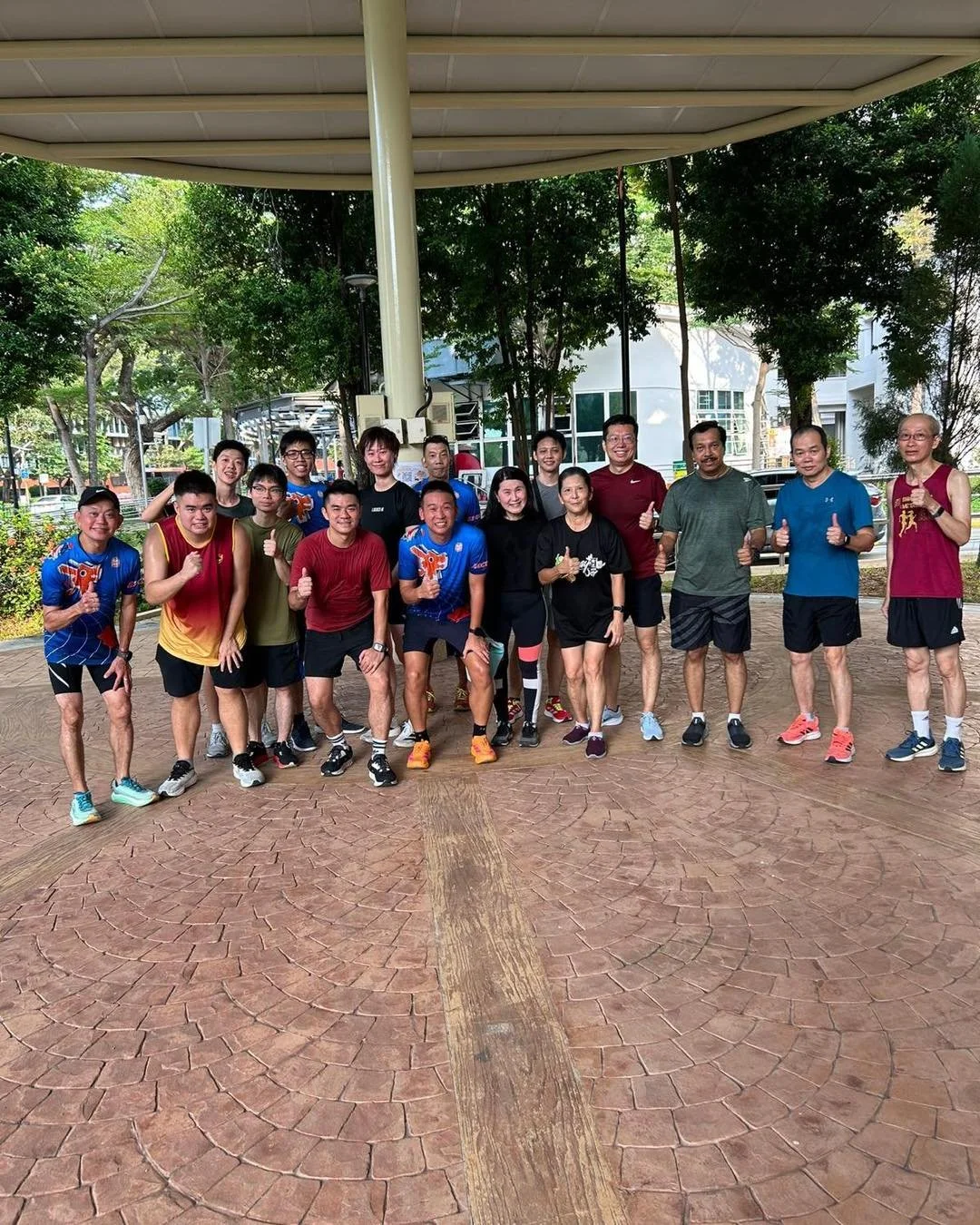 [ Lace Up TPYC ! ]

All smiles up, and great chats all around, a bonus with our largest turnout yet!

Nothing beats a run and brisk walk to start the weekend. See you every Saturday!

#ToaPayohCentral #BishanToaPayohGRC
#ComeHomeToTPYC