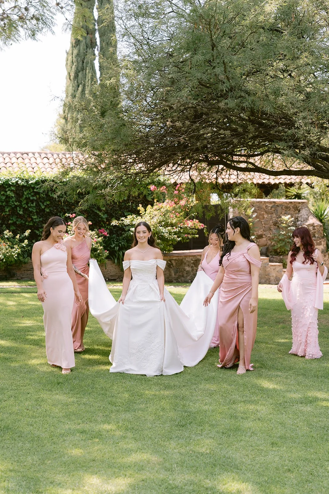 Geneva&Daniel-Sneak Peak-14.jpg