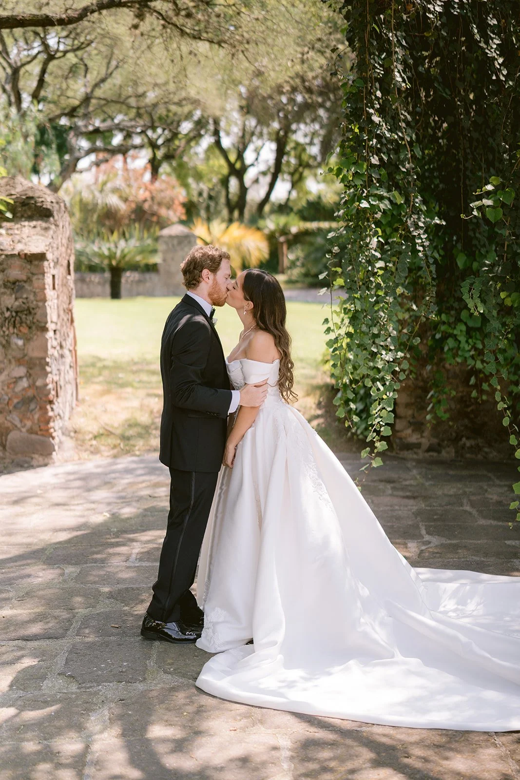 Geneva&Daniel-Sneak Peak-23.jpg